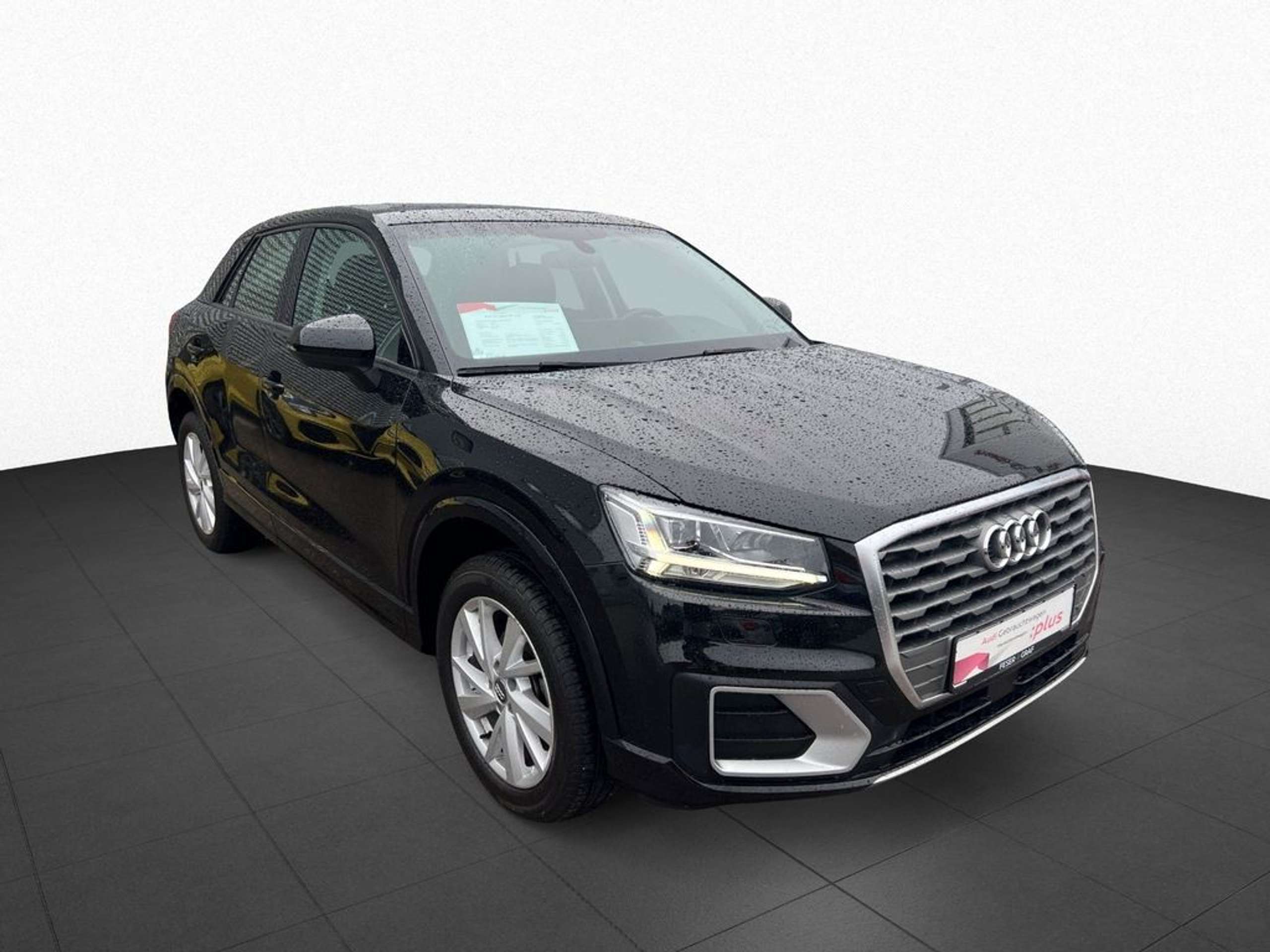 Audi - Q2