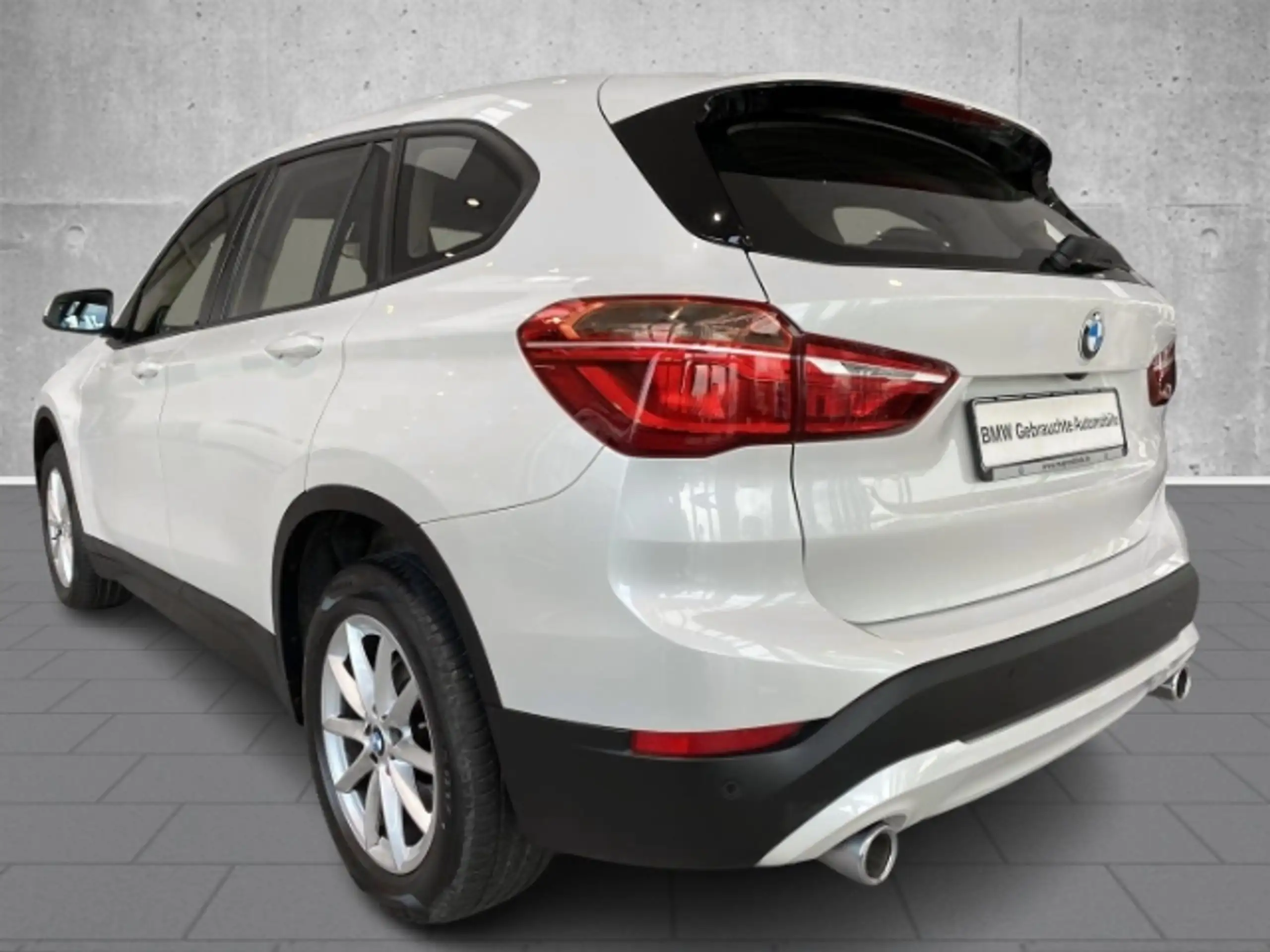 BMW - X1