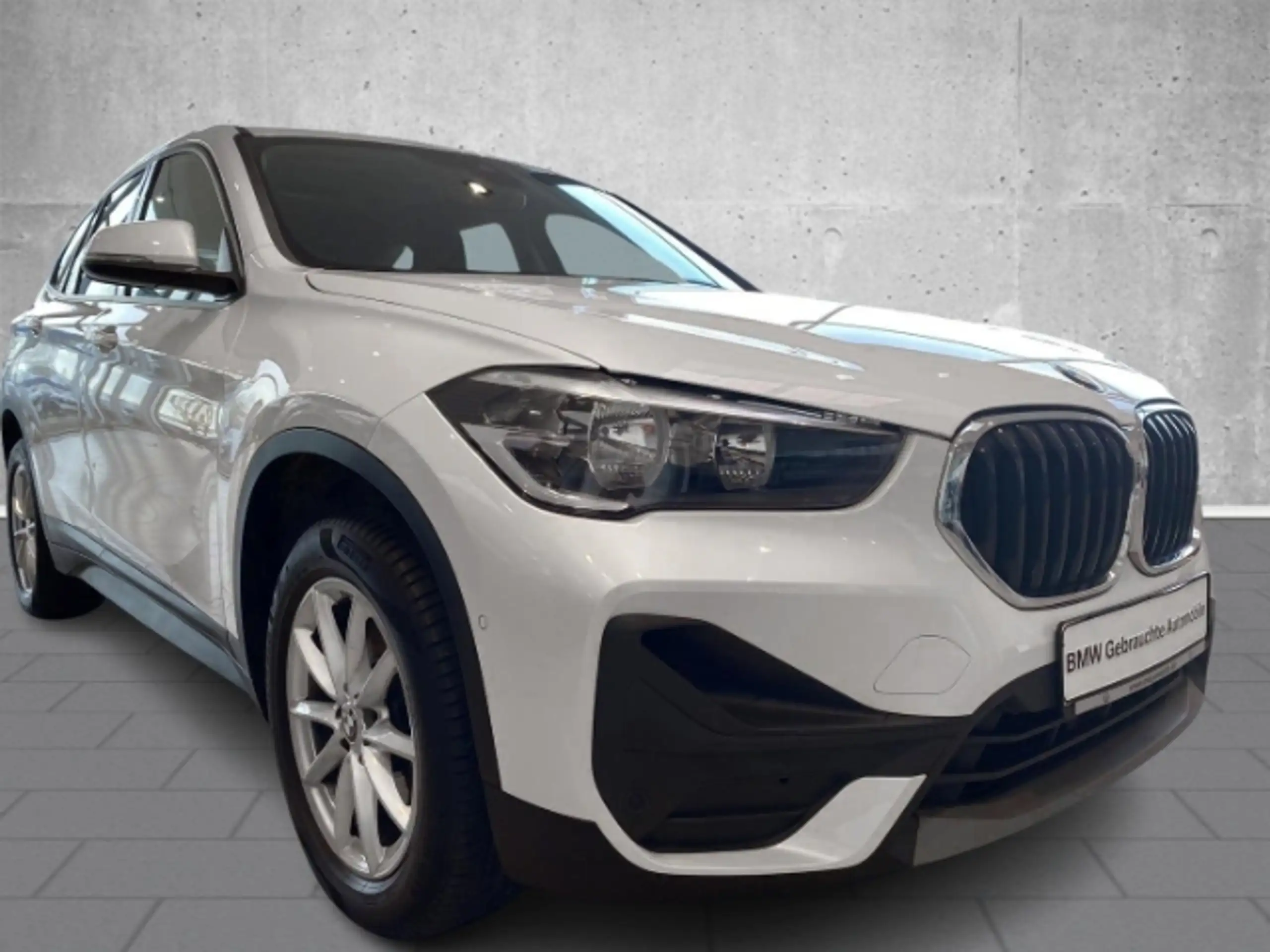 BMW - X1