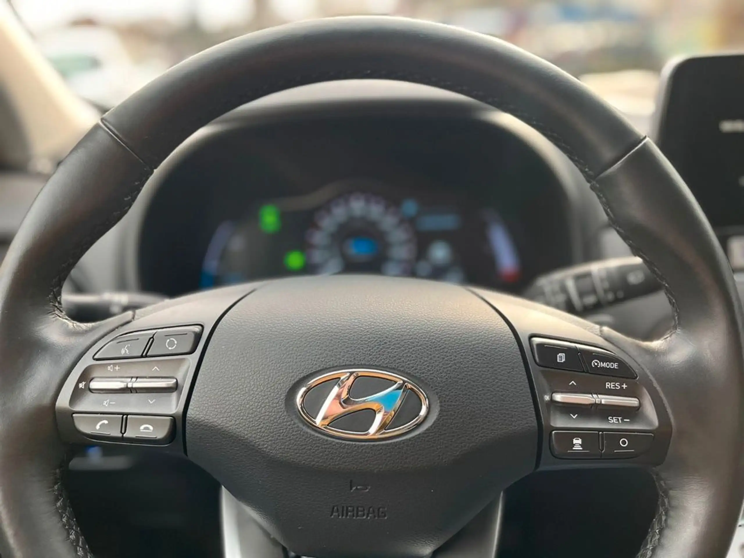 Hyundai - KONA