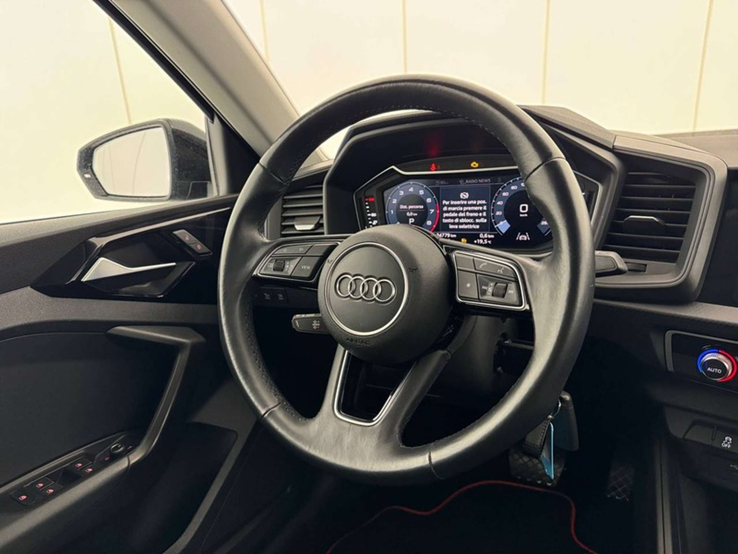 Audi - A1