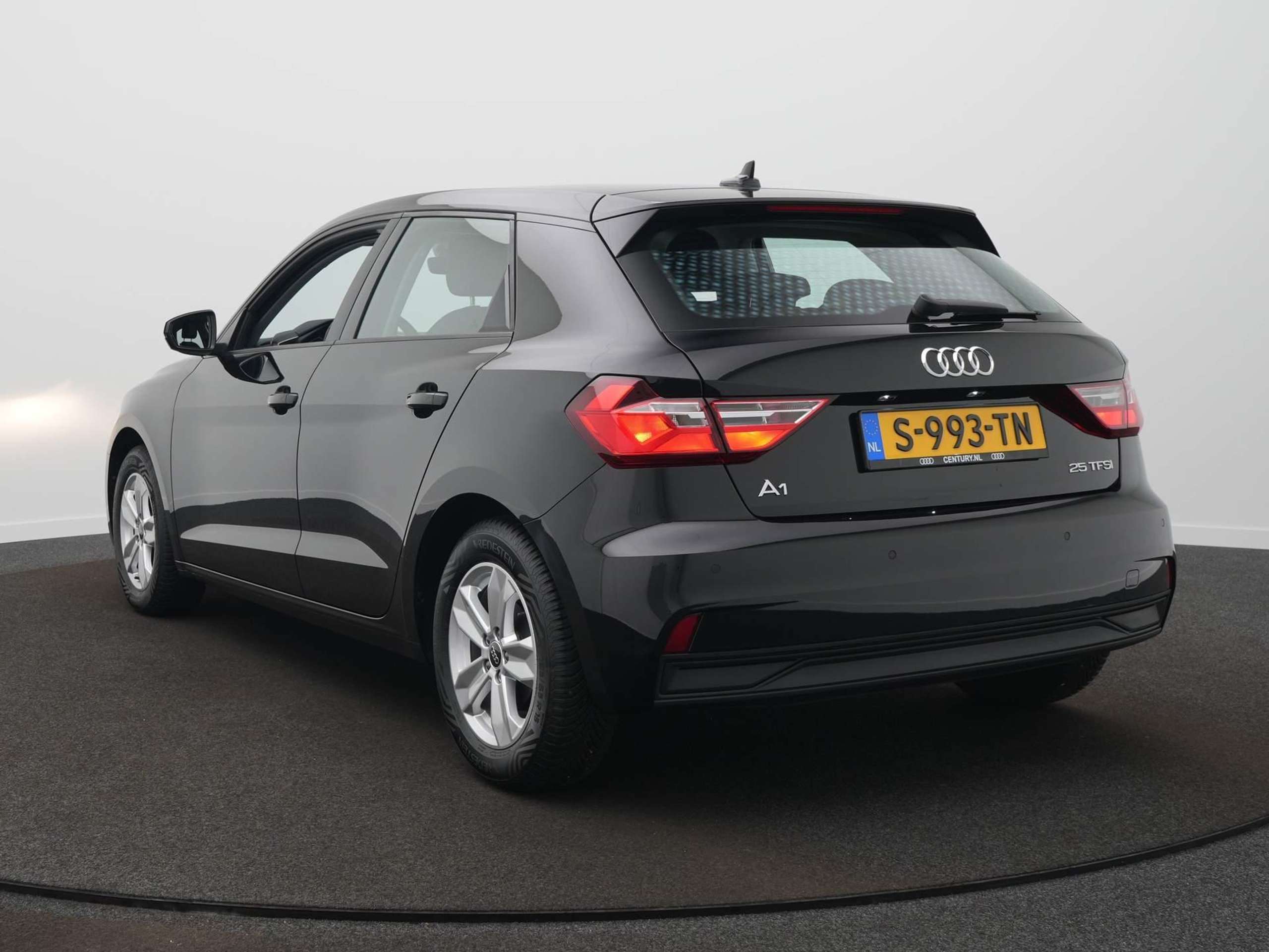 Audi - A1