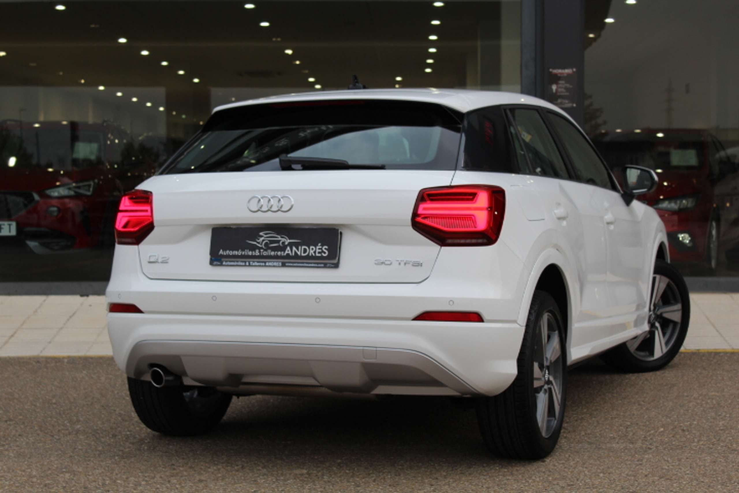 Audi - Q2