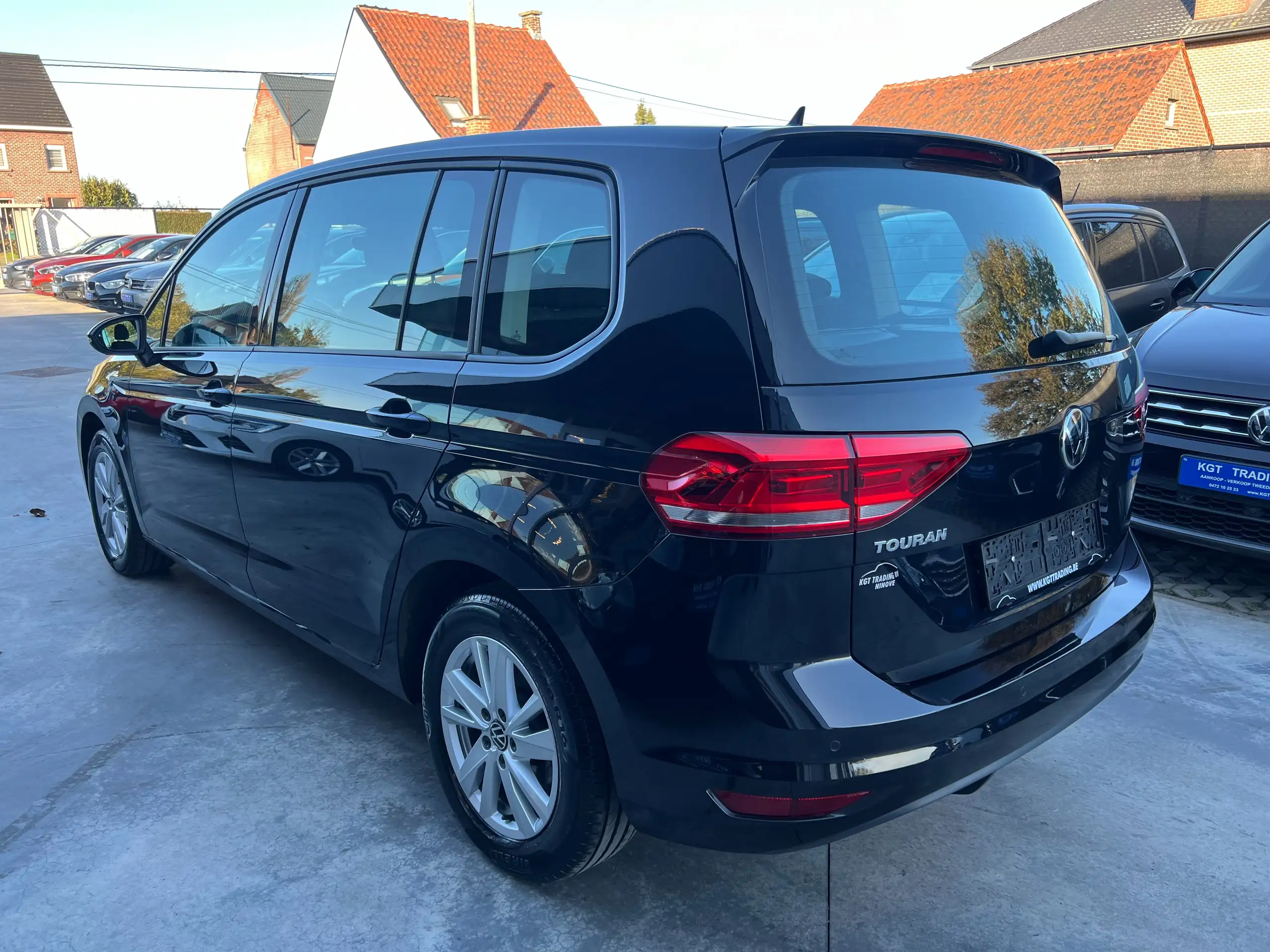 Volkswagen - Touran