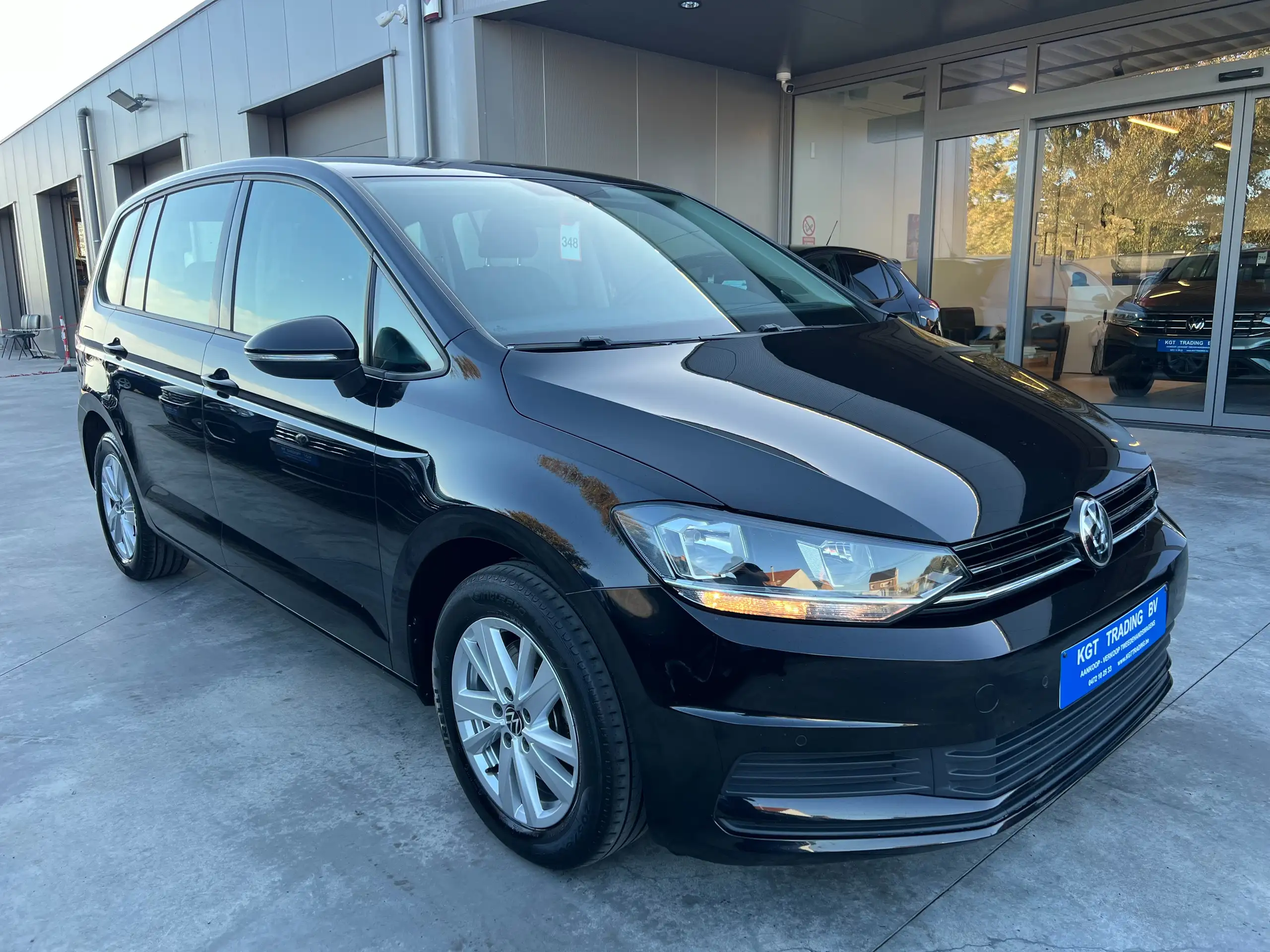 Volkswagen - Touran