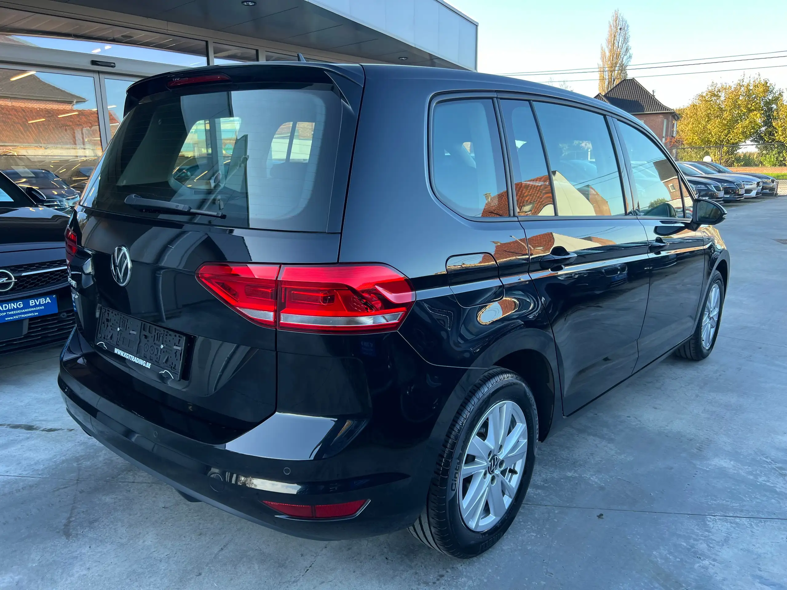 Volkswagen - Touran