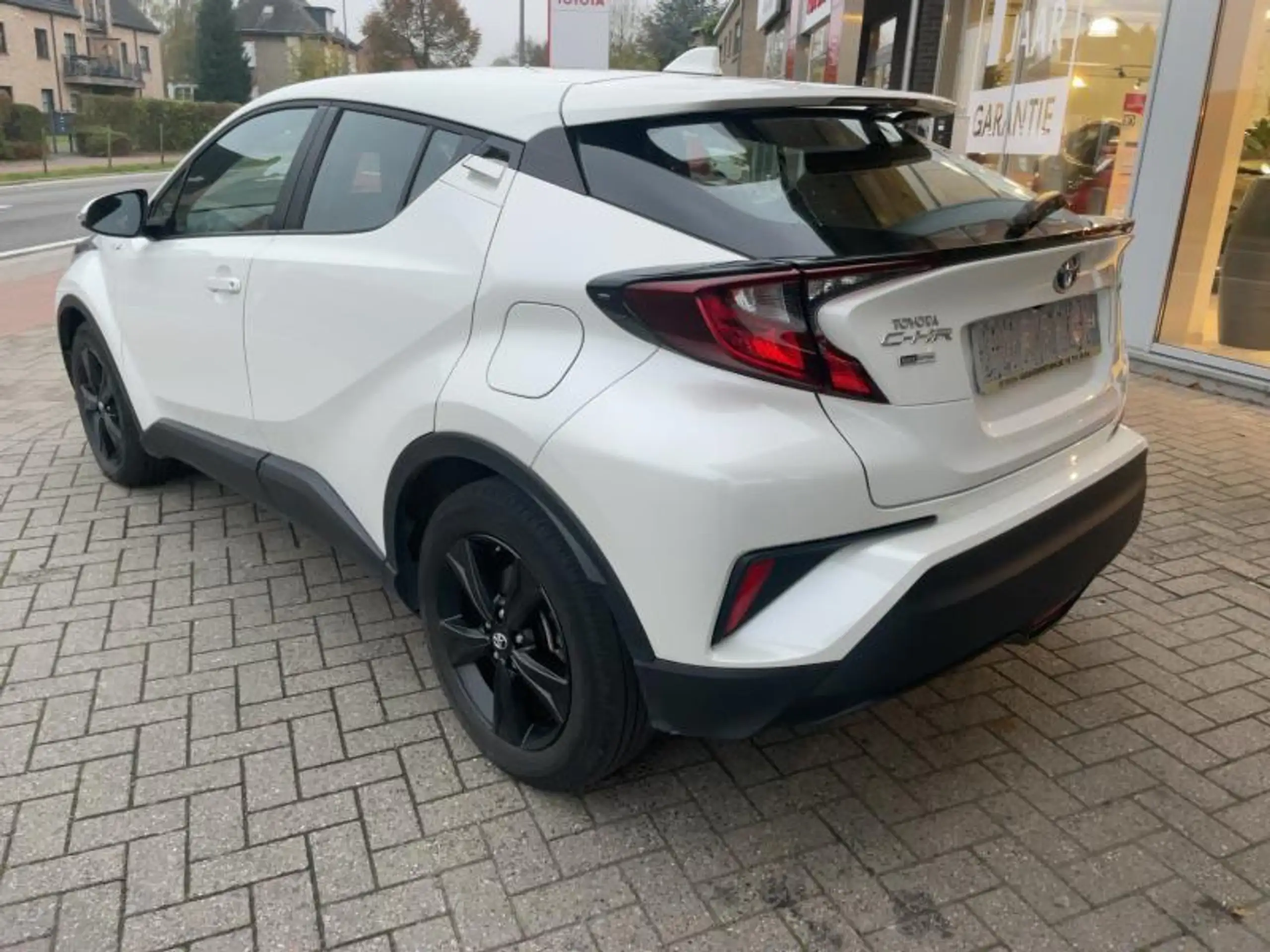 Toyota - C-HR