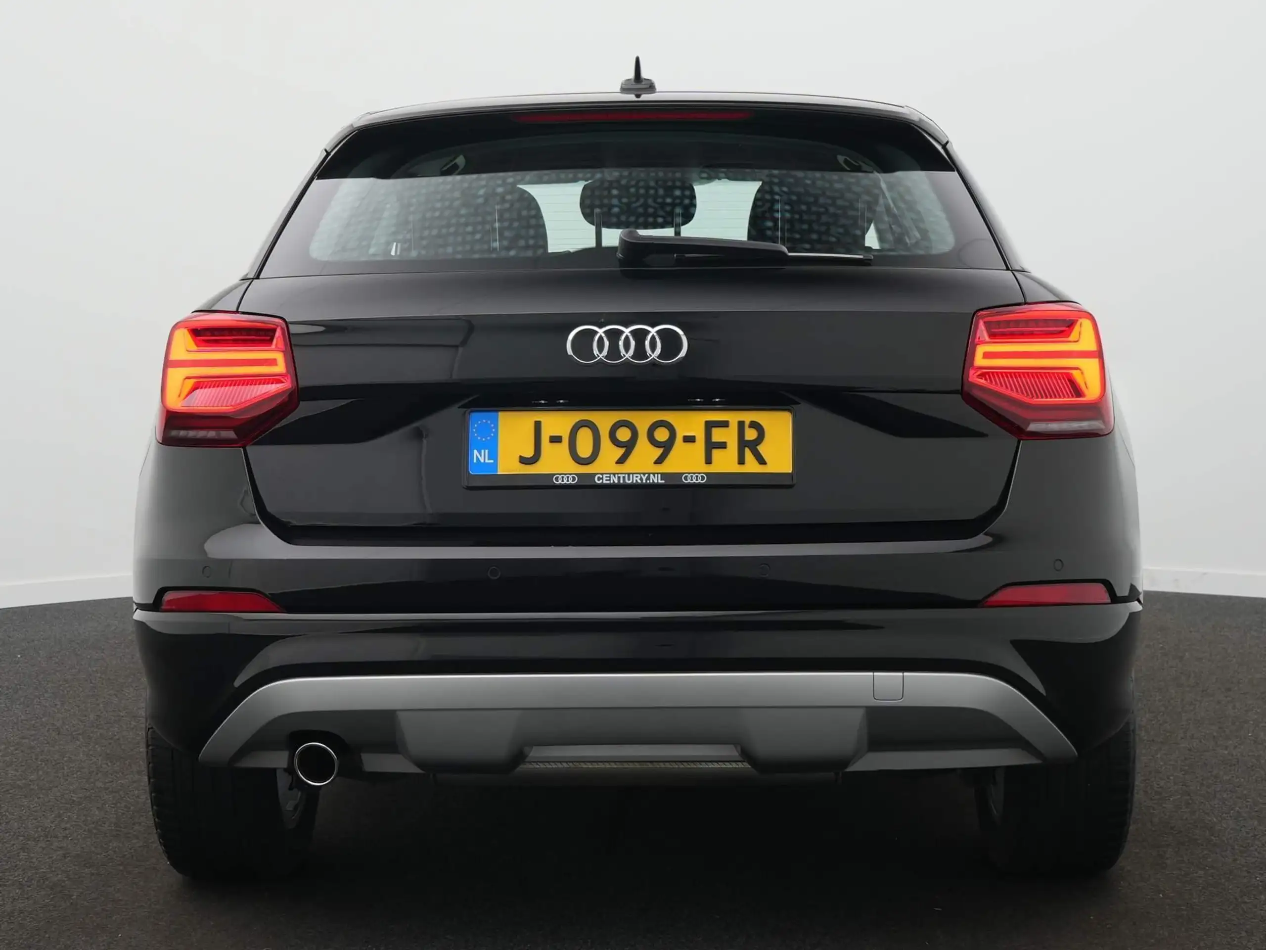 Audi - Q2