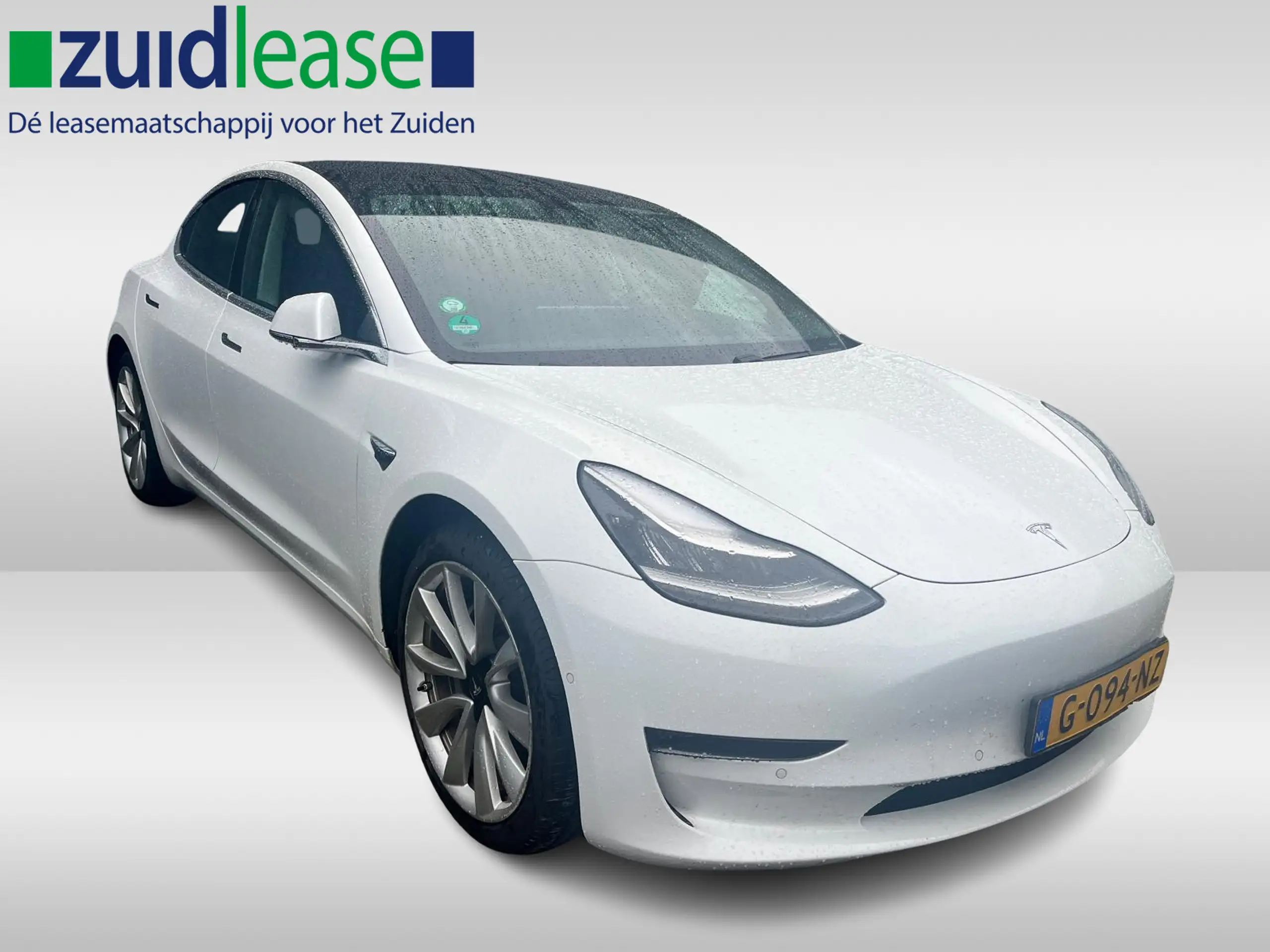 Tesla - Model 3