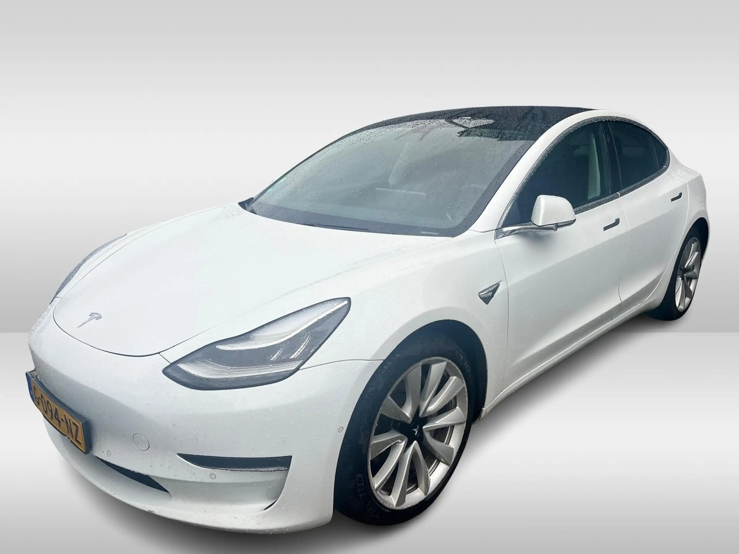 Tesla - Model 3