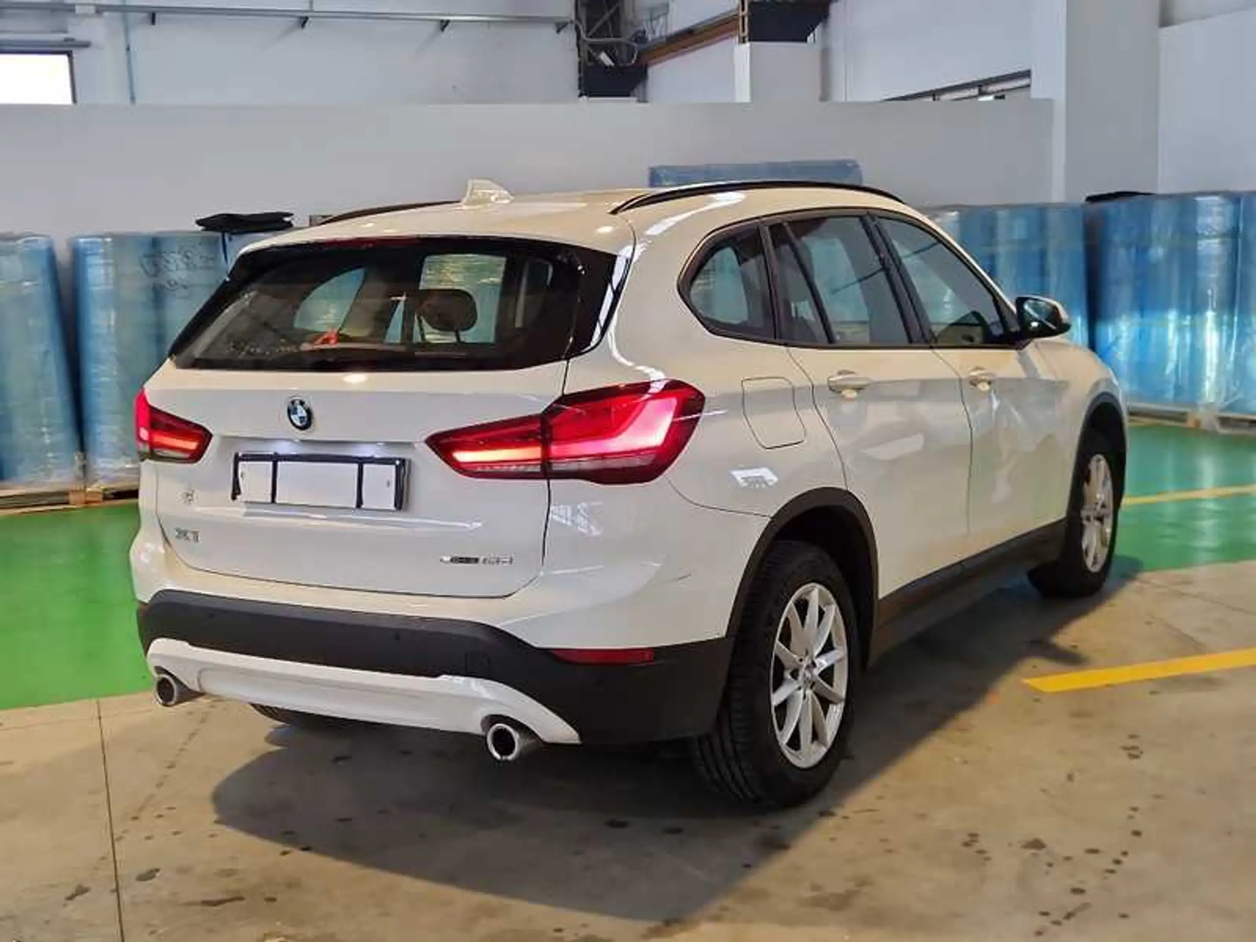 BMW - X1