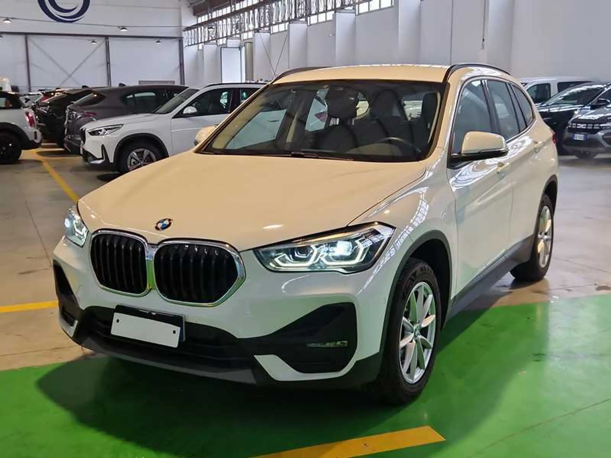 BMW - X1