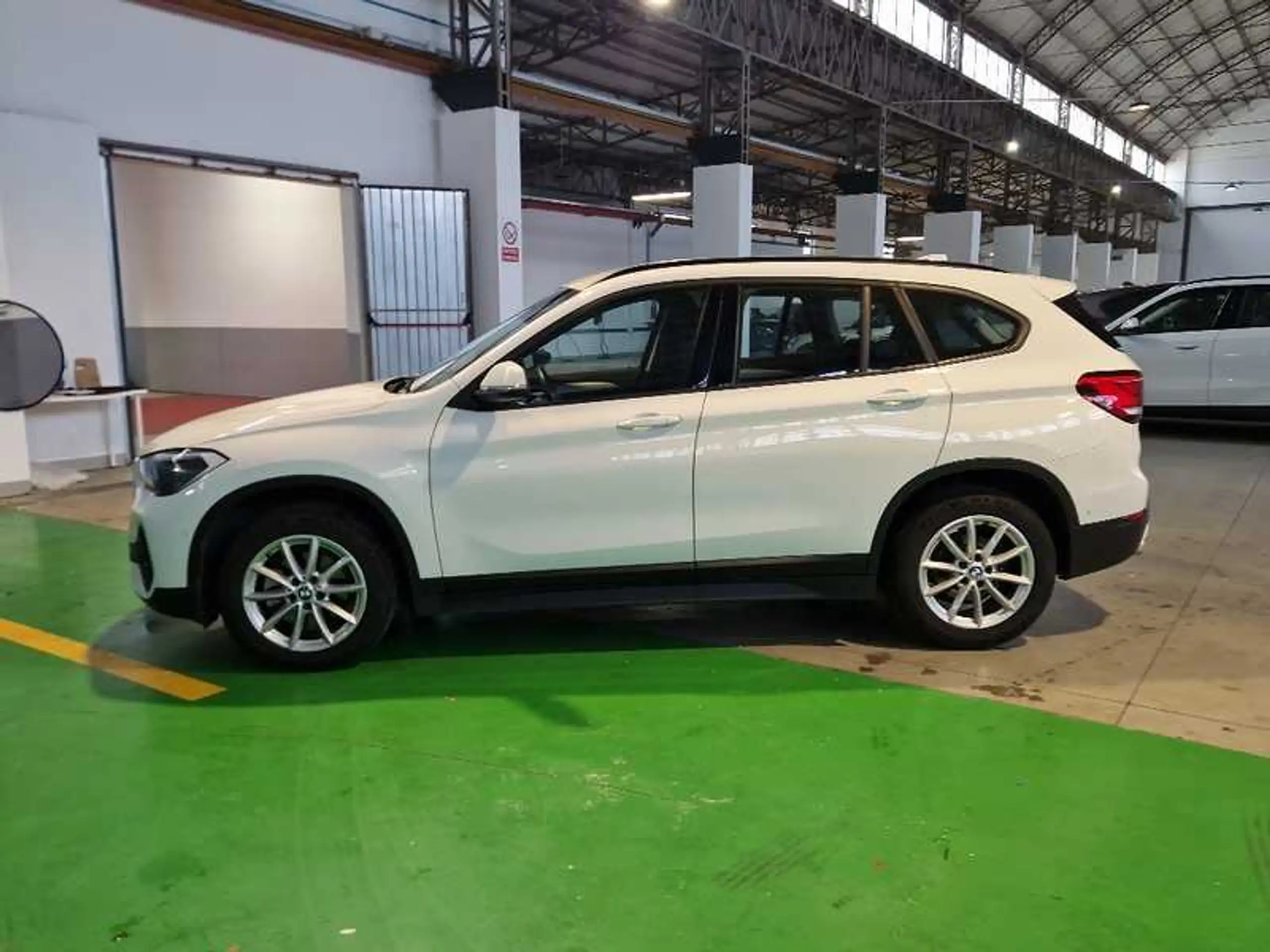 BMW - X1