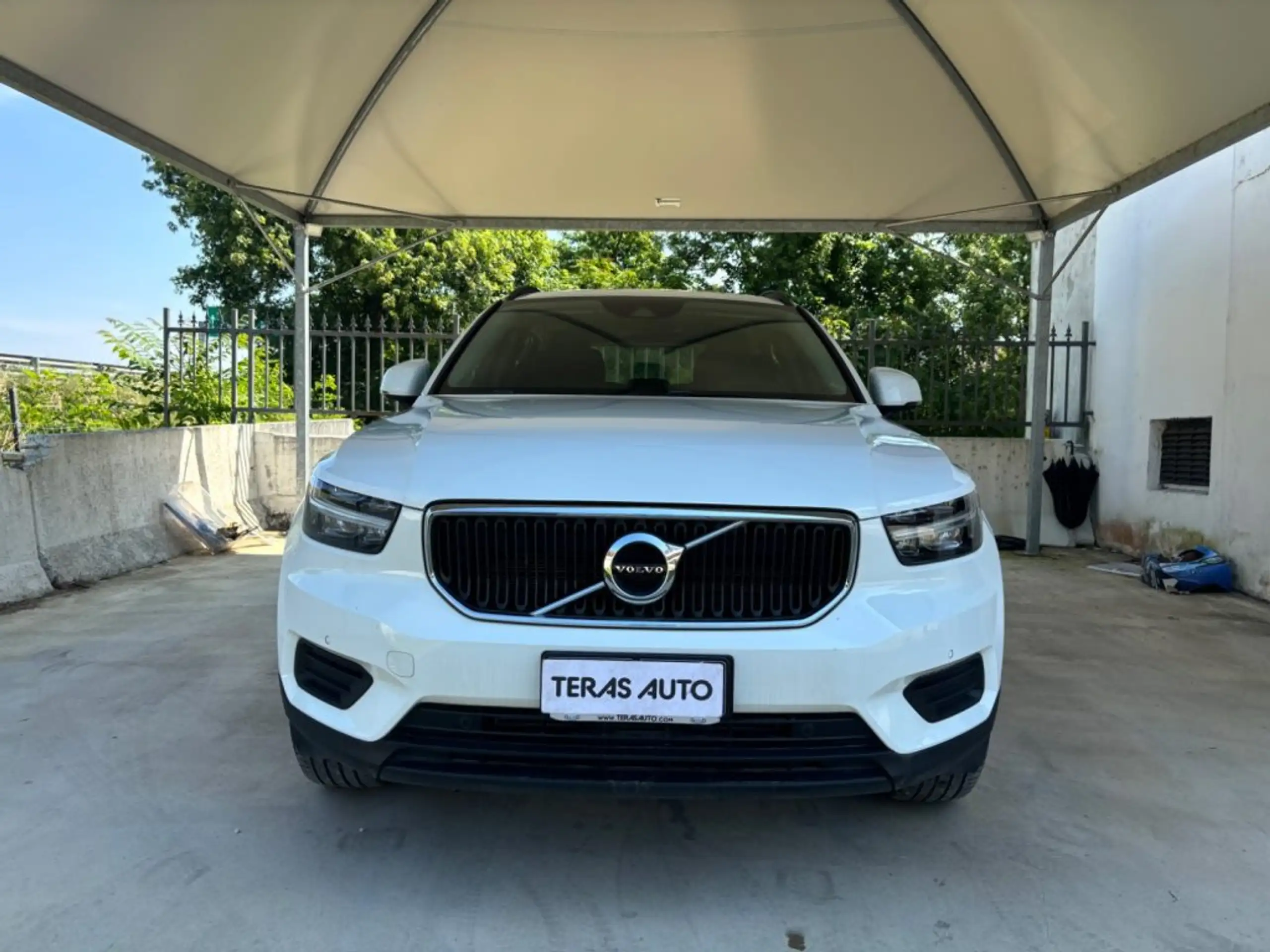 Volvo - XC40