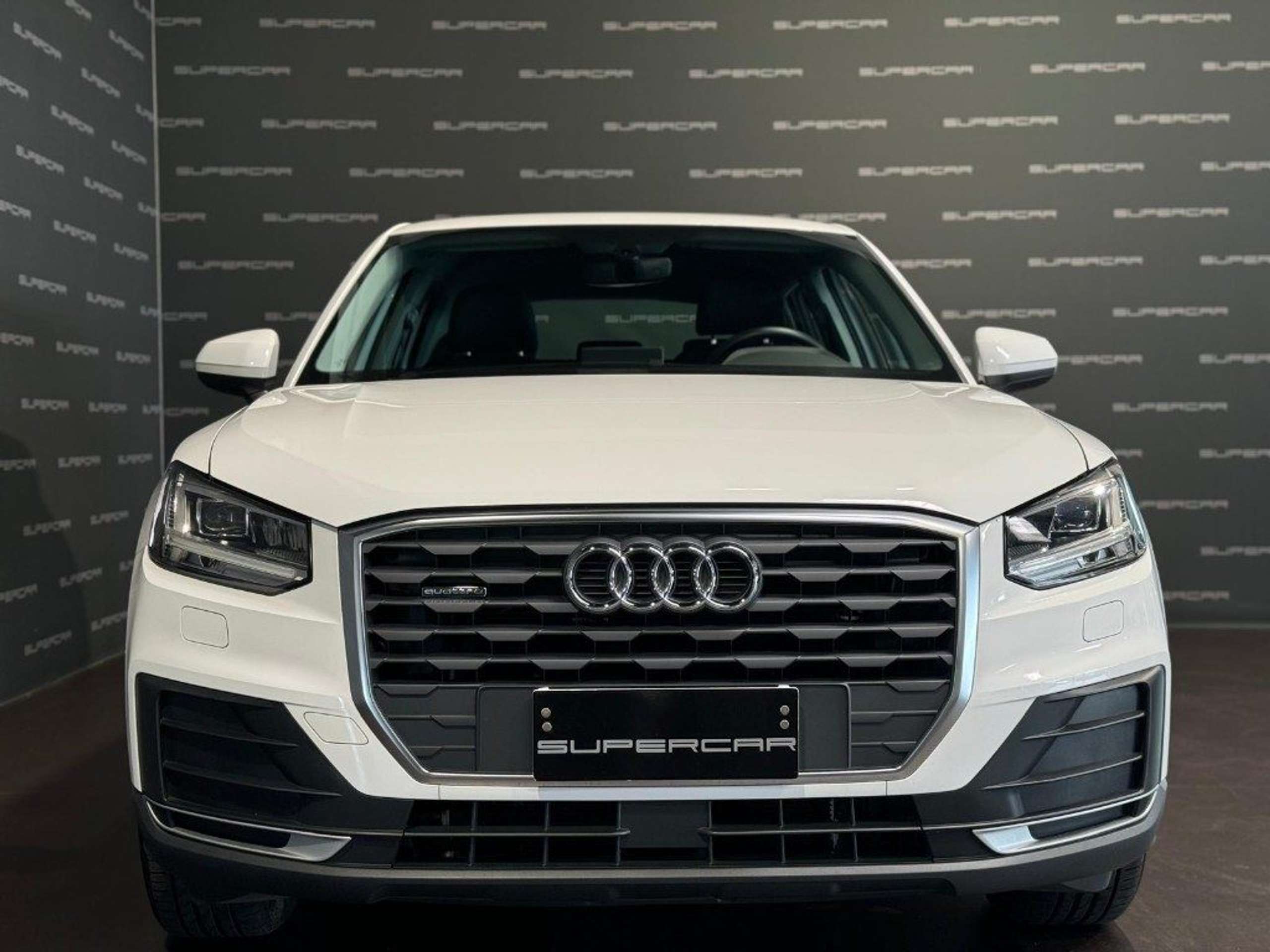 Audi - Q2