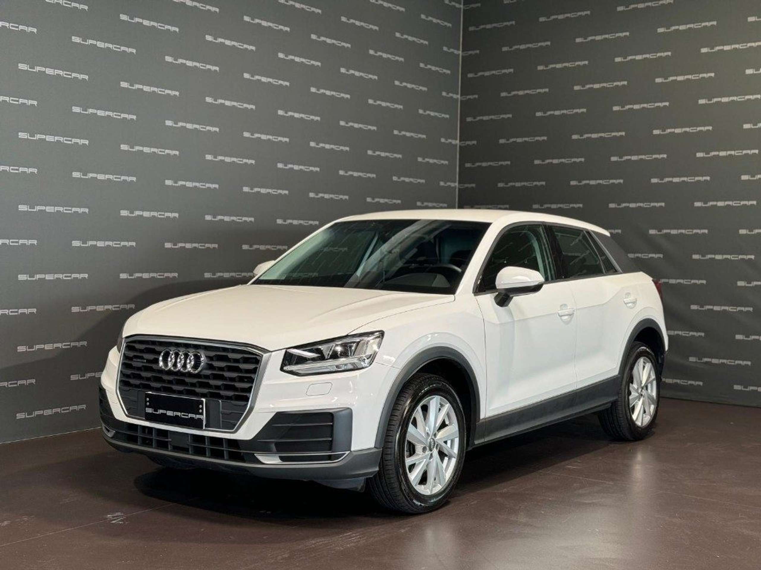 Audi - Q2