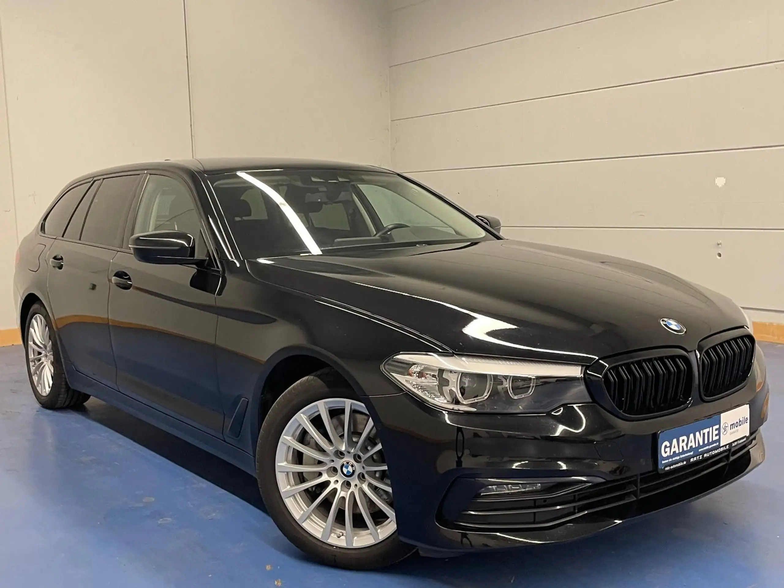 BMW 525 2019