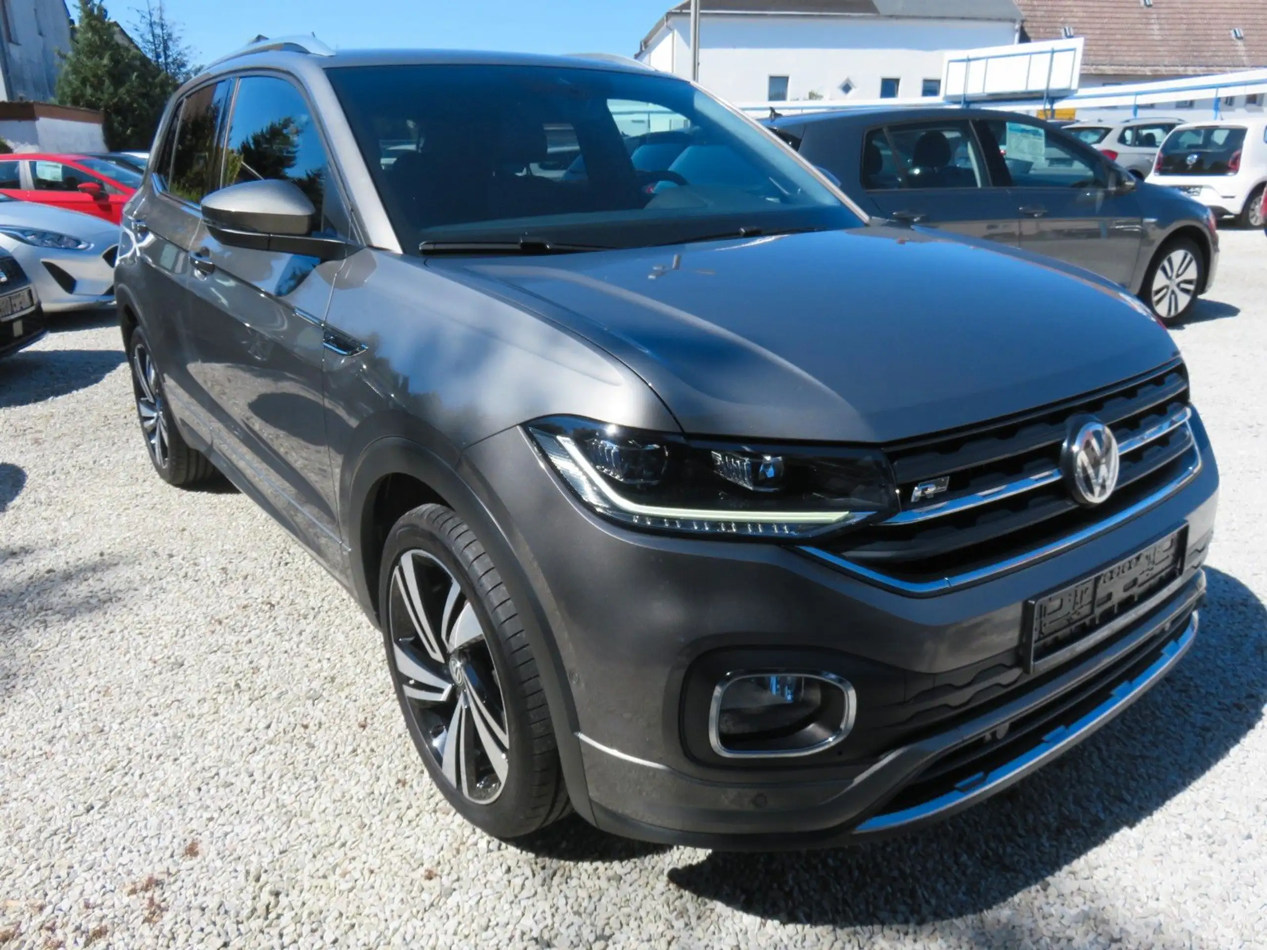 Volkswagen - T-Cross