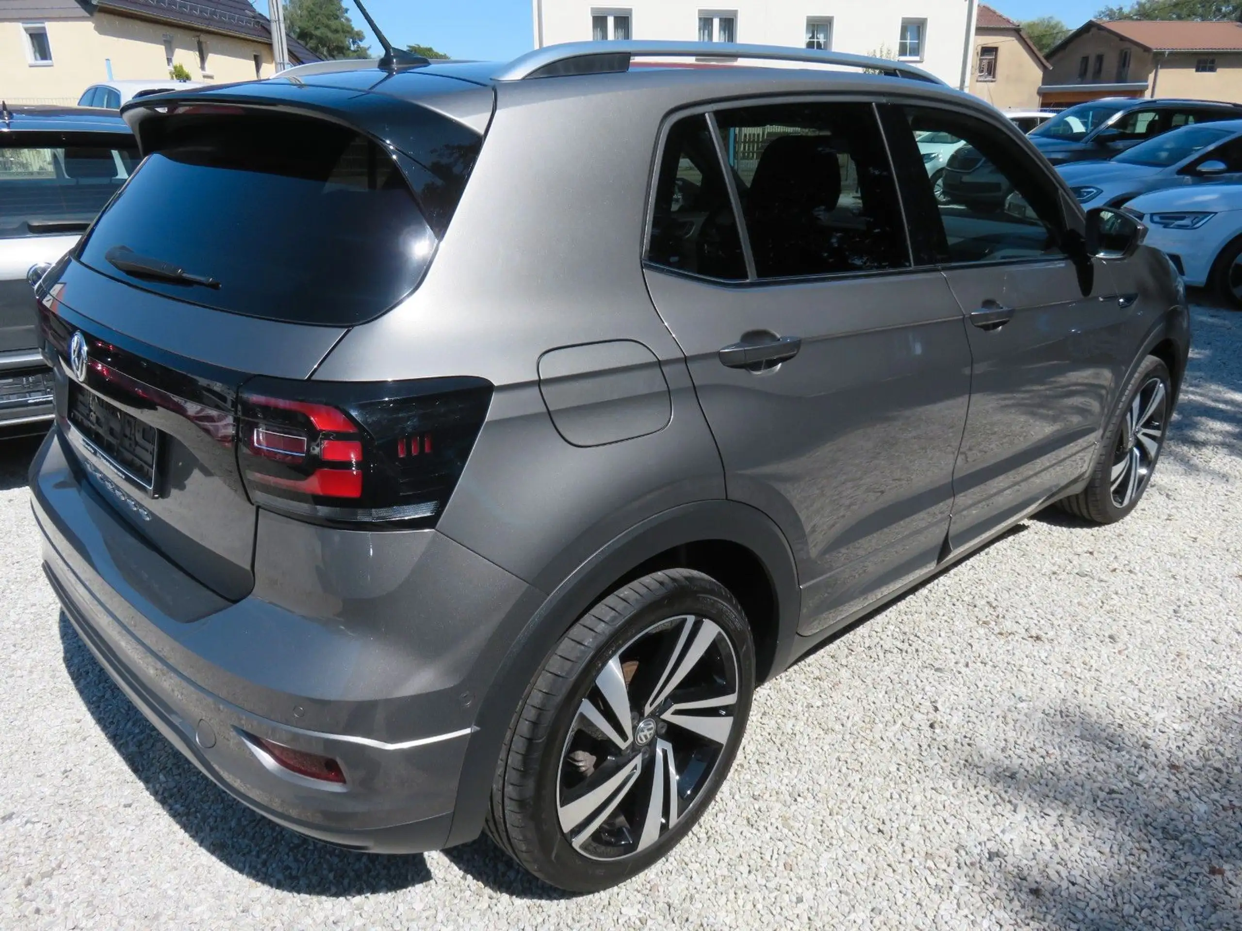 Volkswagen - T-Cross