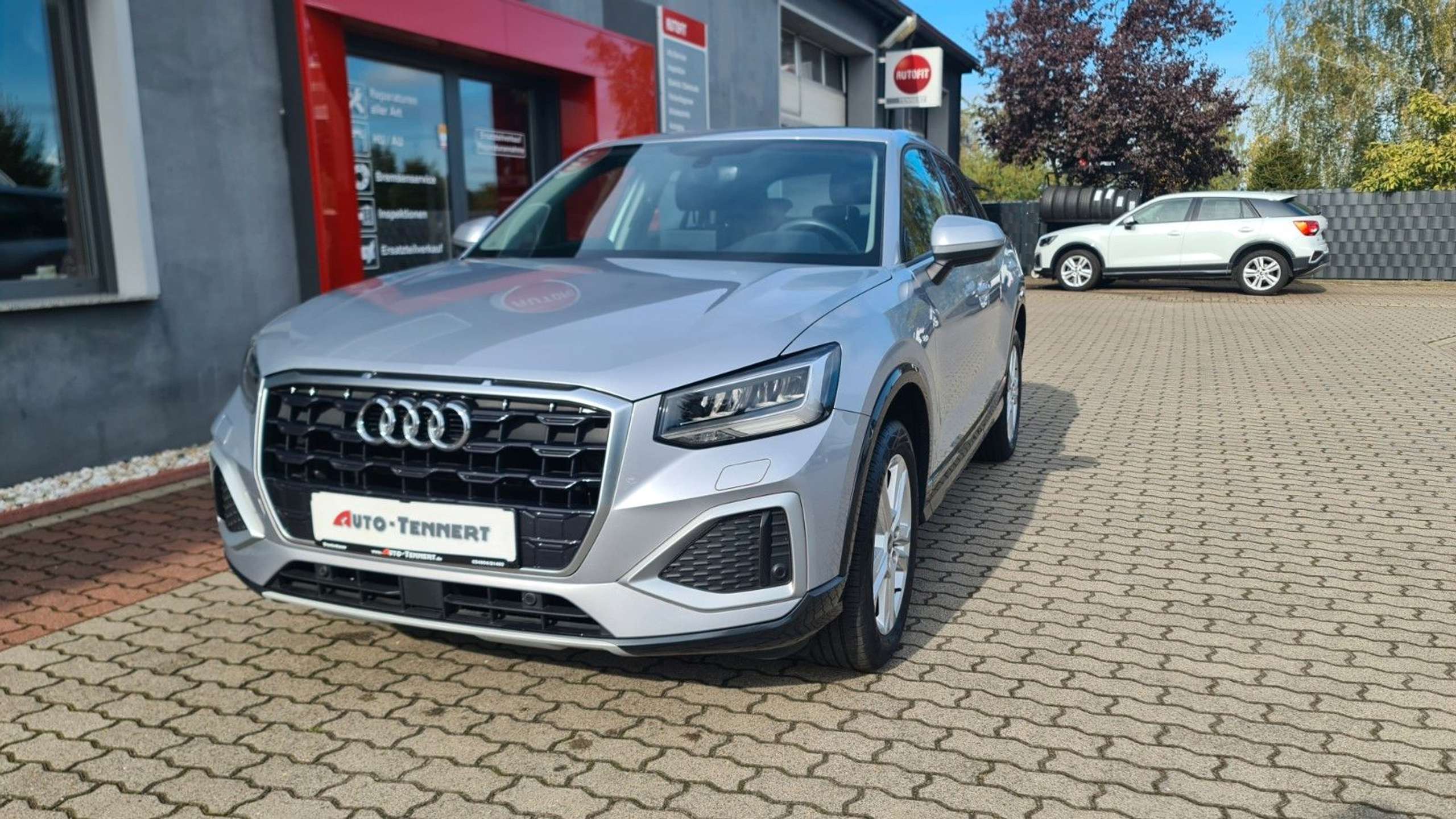 Audi - Q2