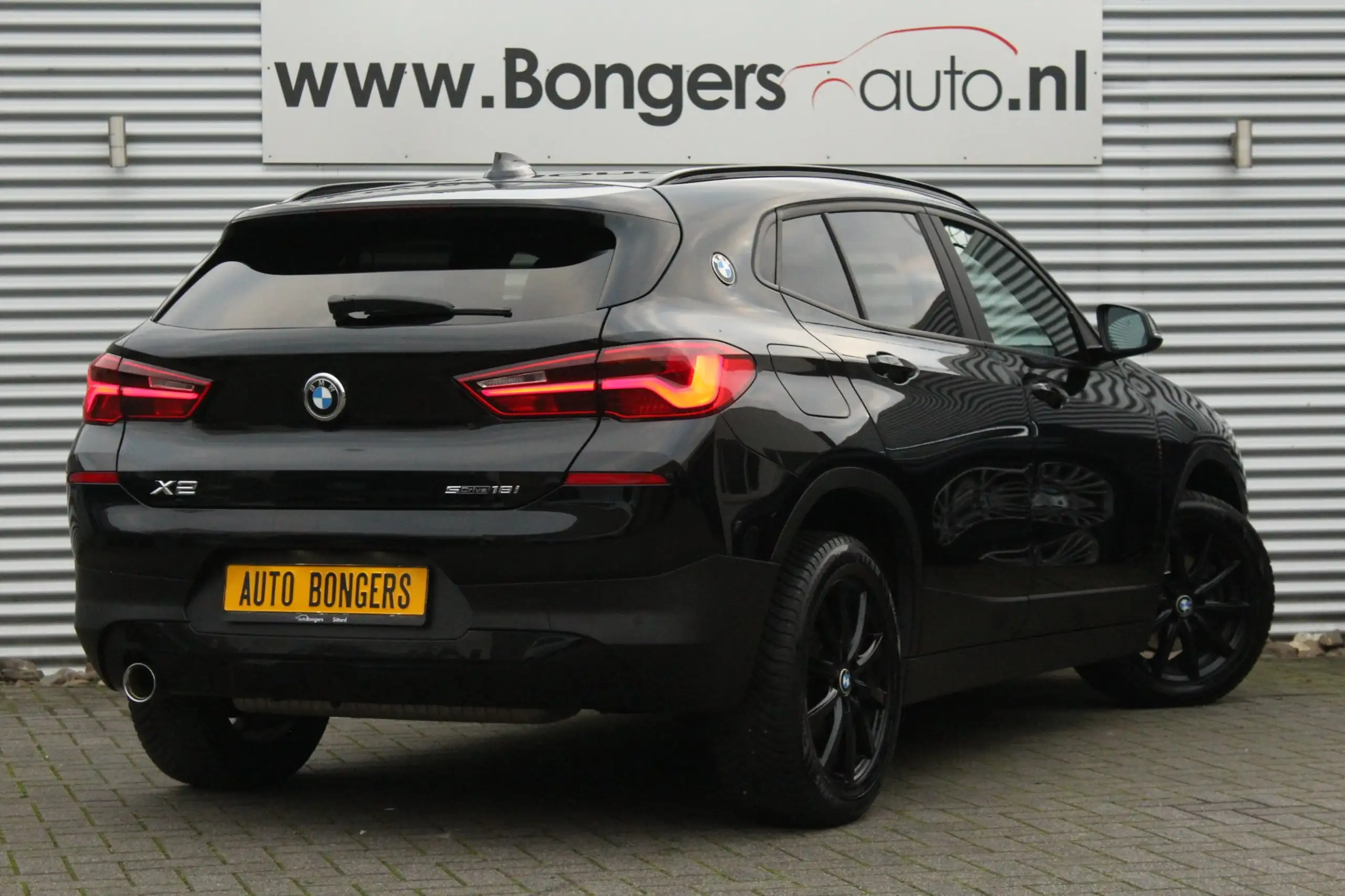 BMW - X2