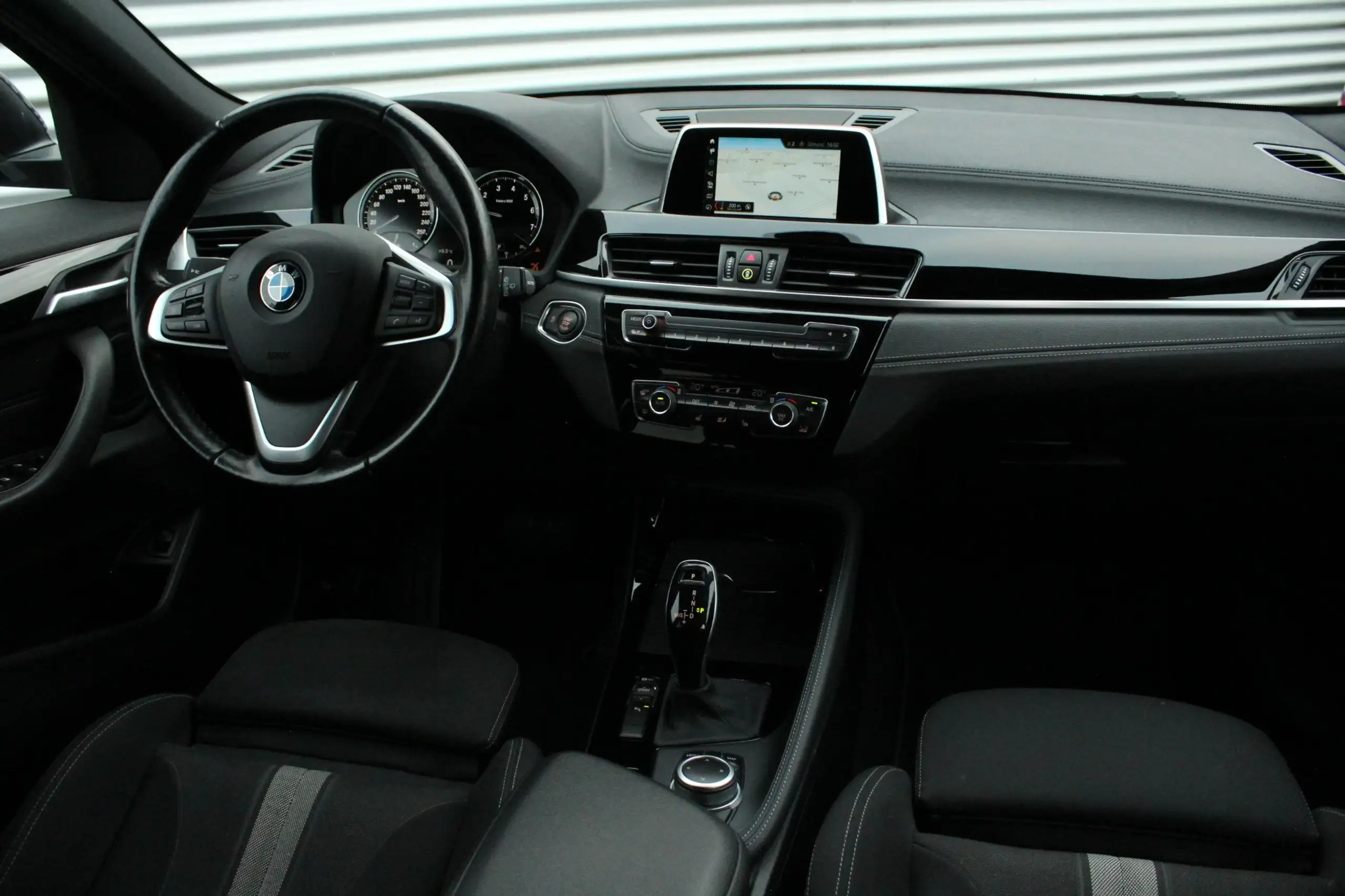 BMW - X2