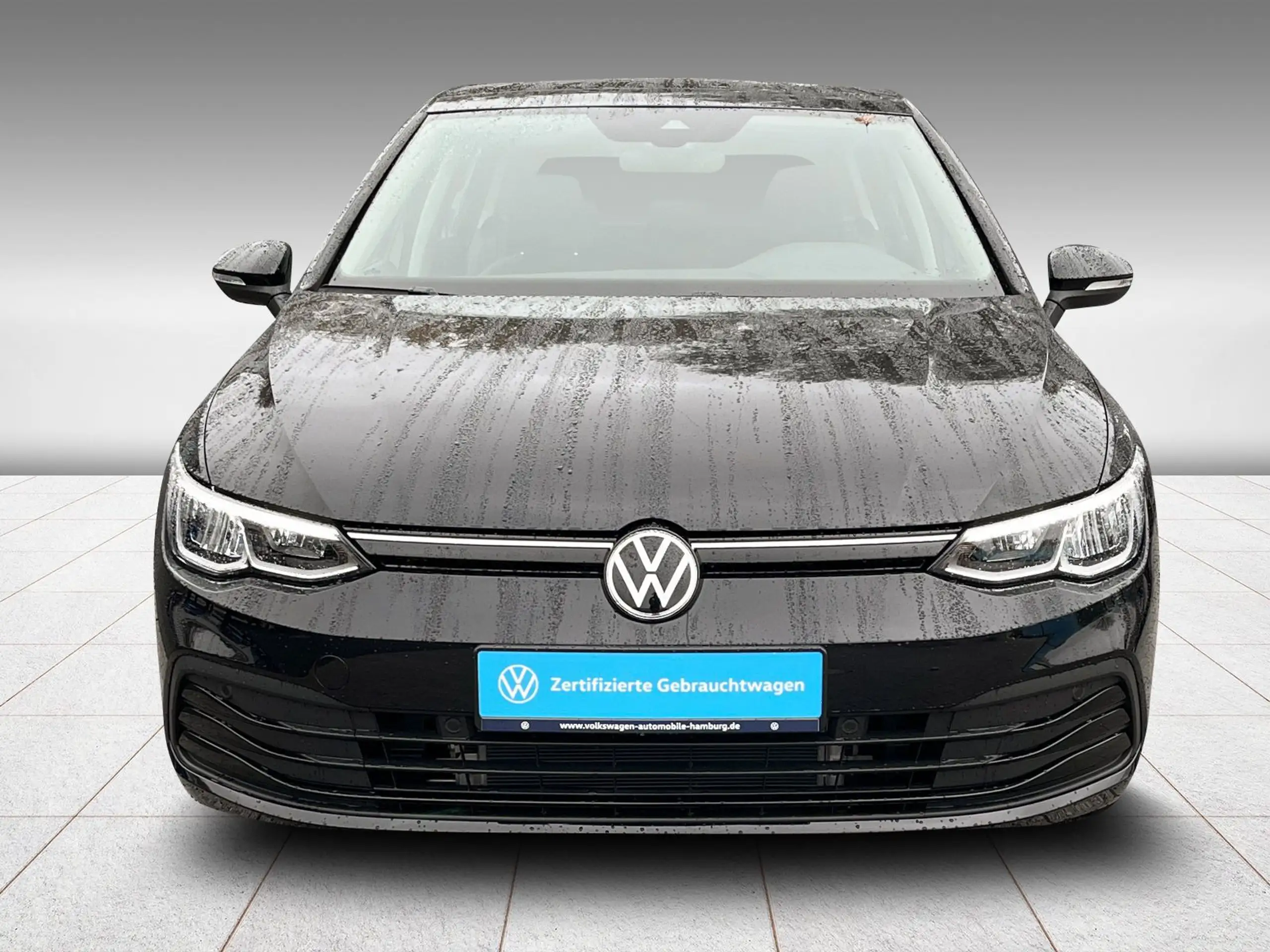 Volkswagen - Golf