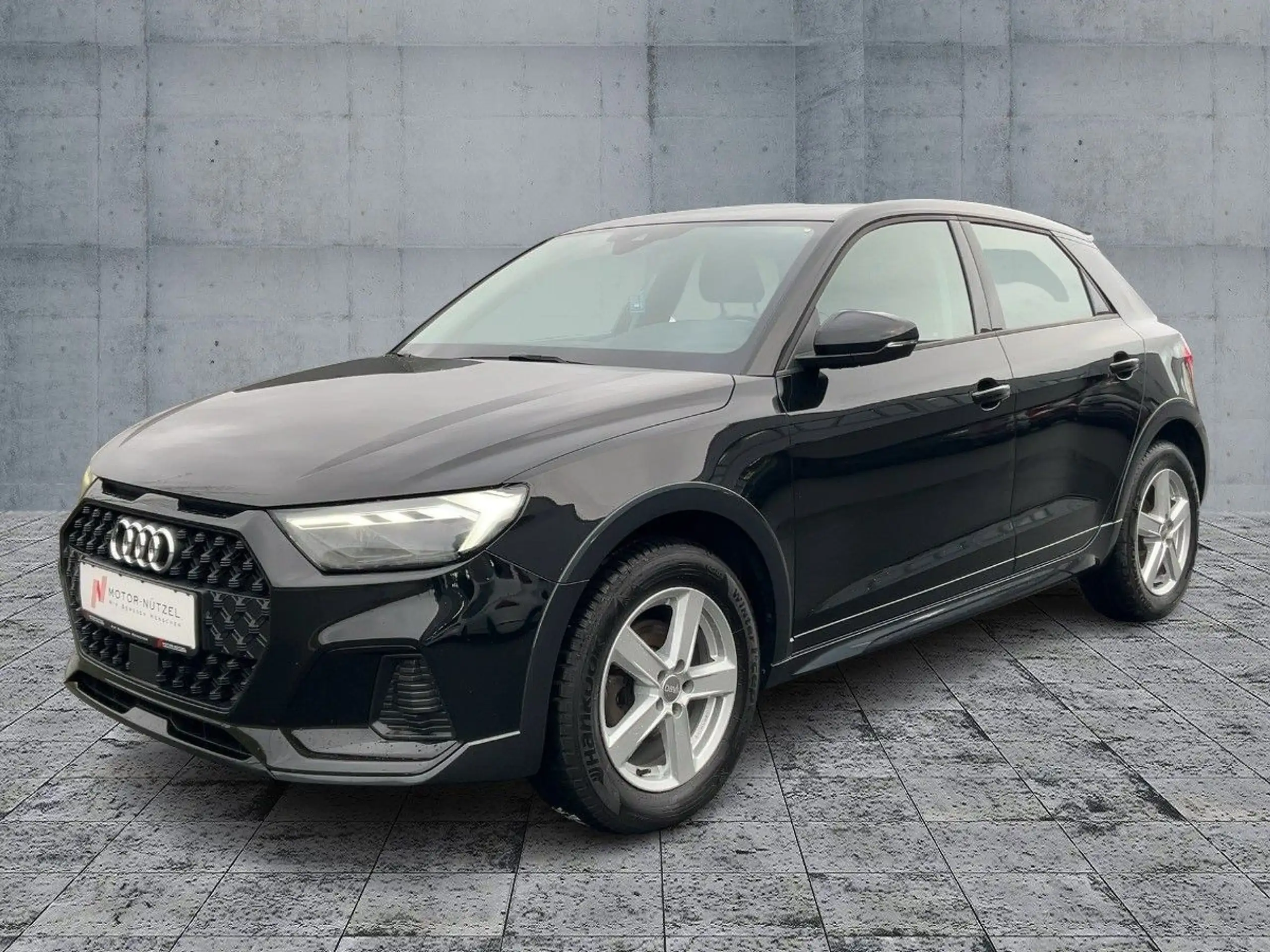 Audi - A1