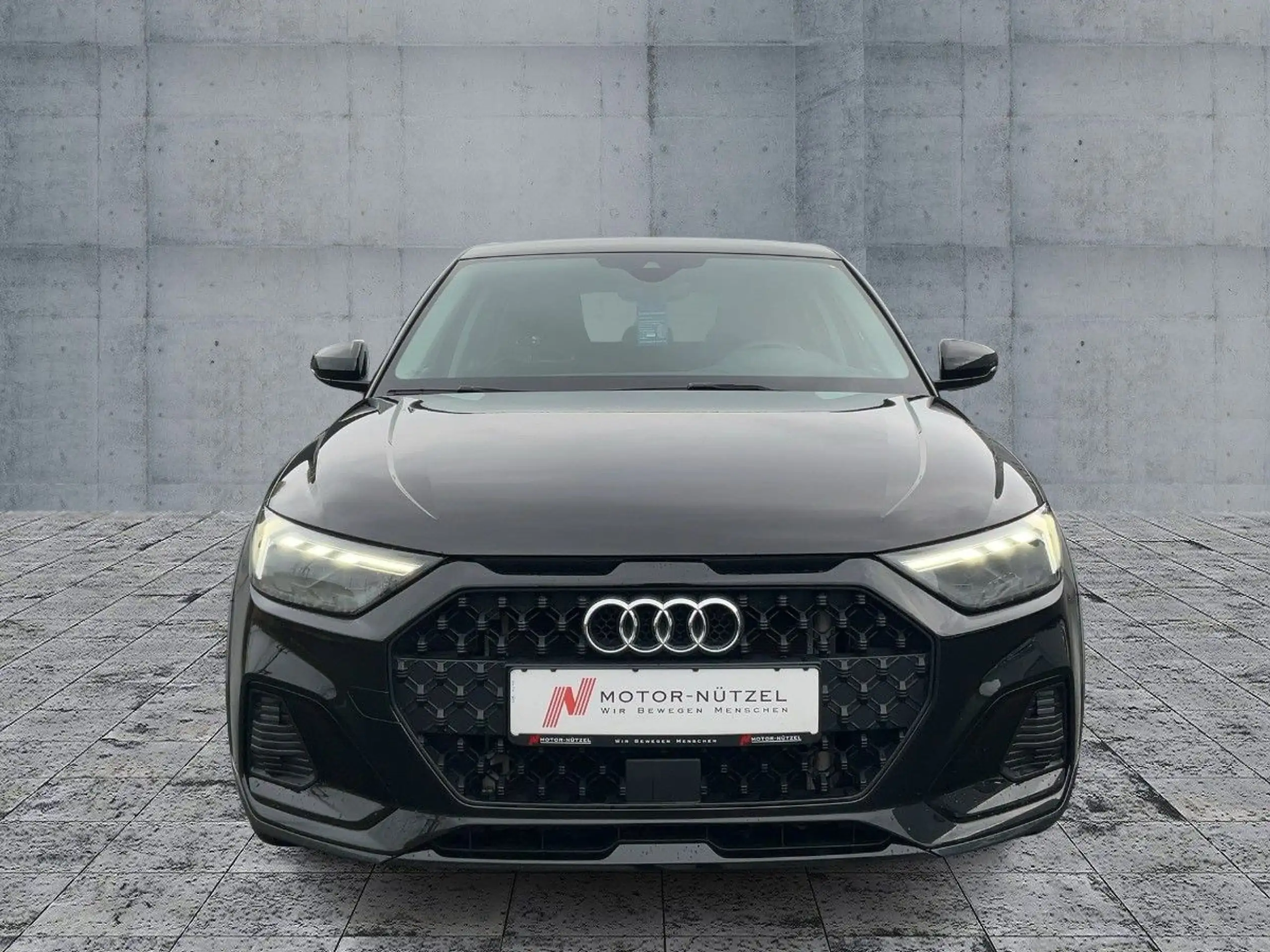 Audi - A1