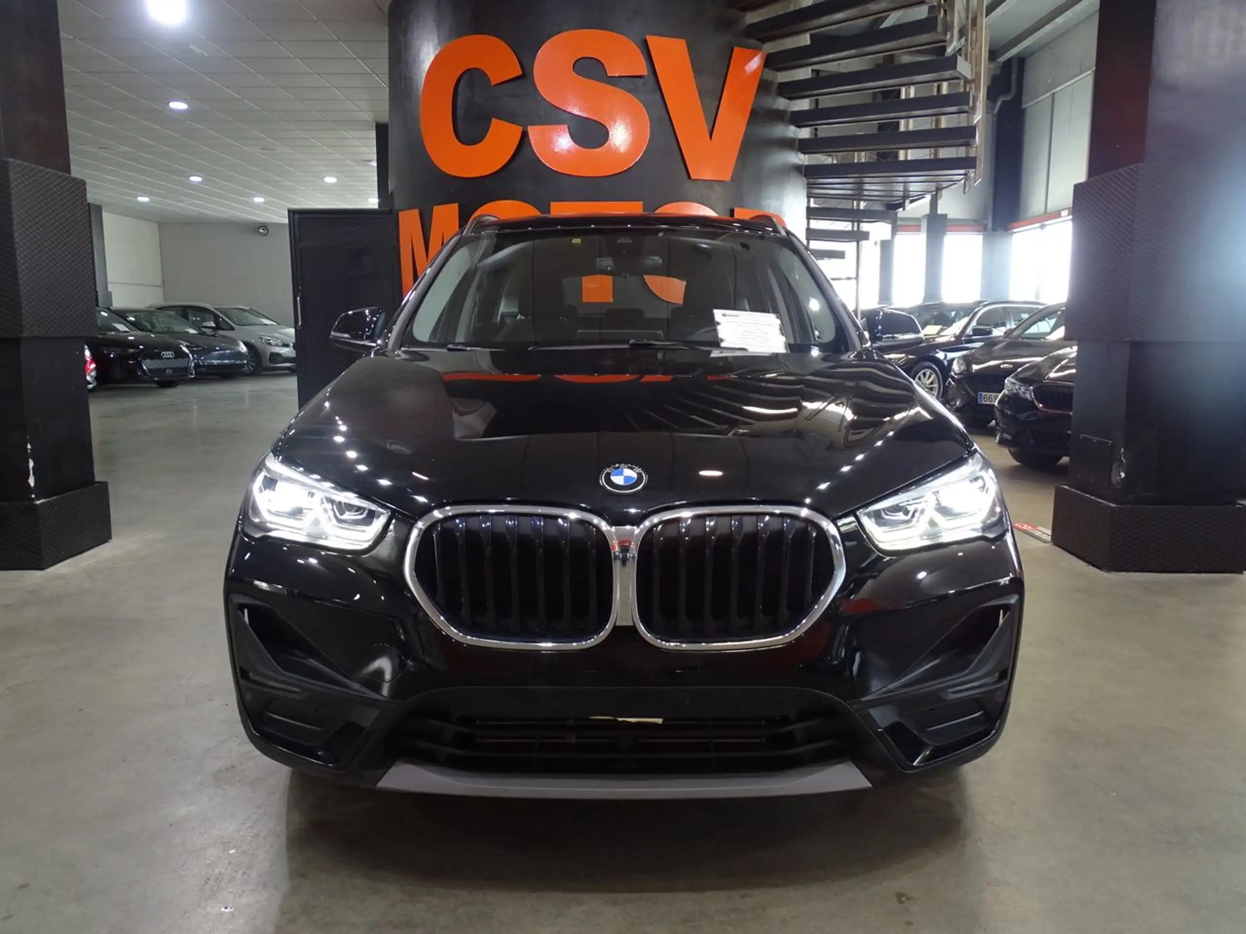 BMW - X1