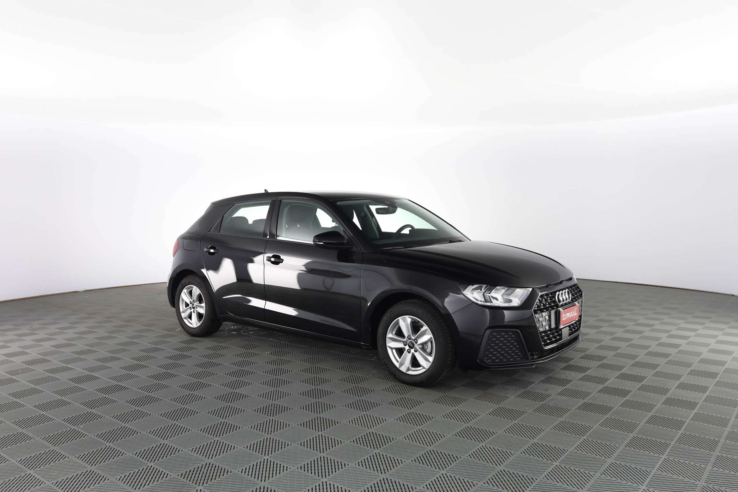 Audi - A1