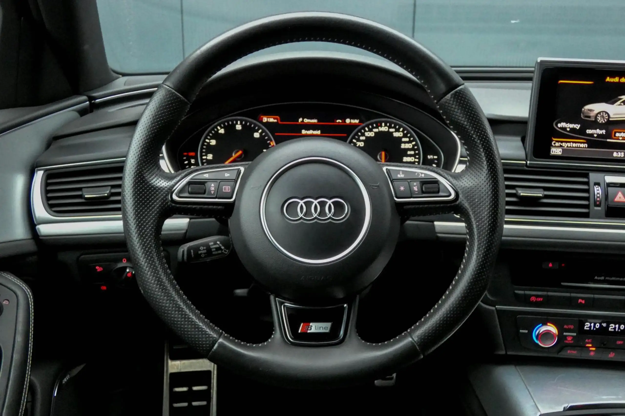 Audi - A6