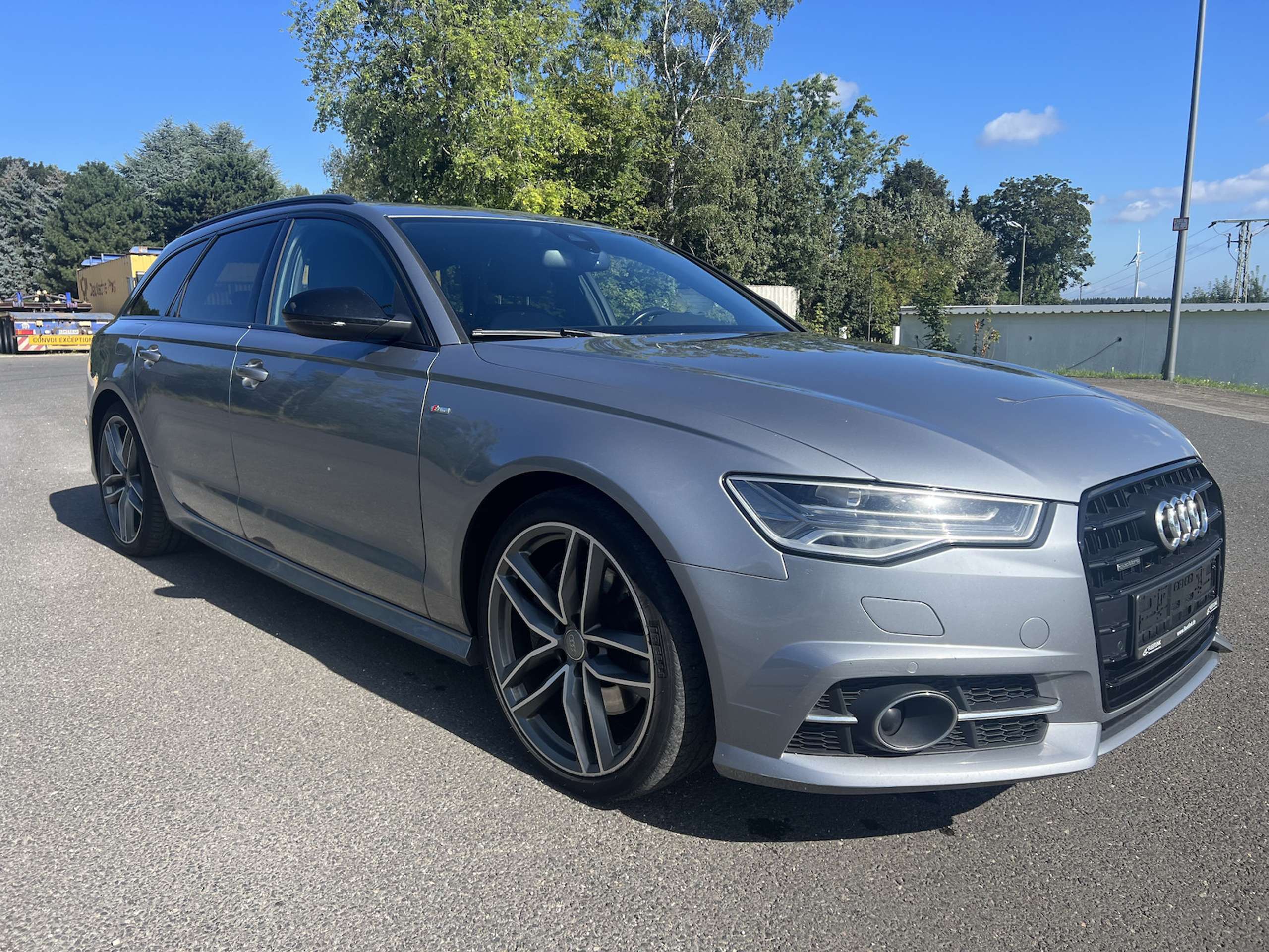 Audi - A6