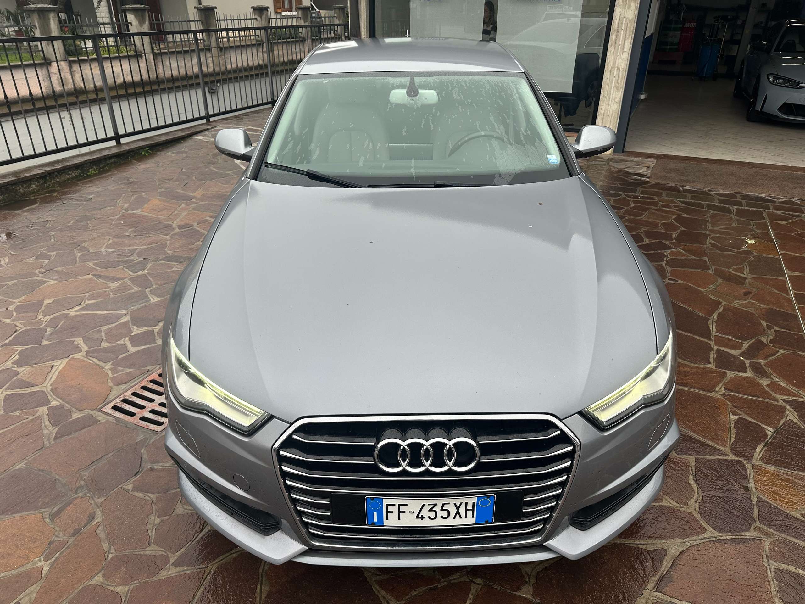 Audi - A6