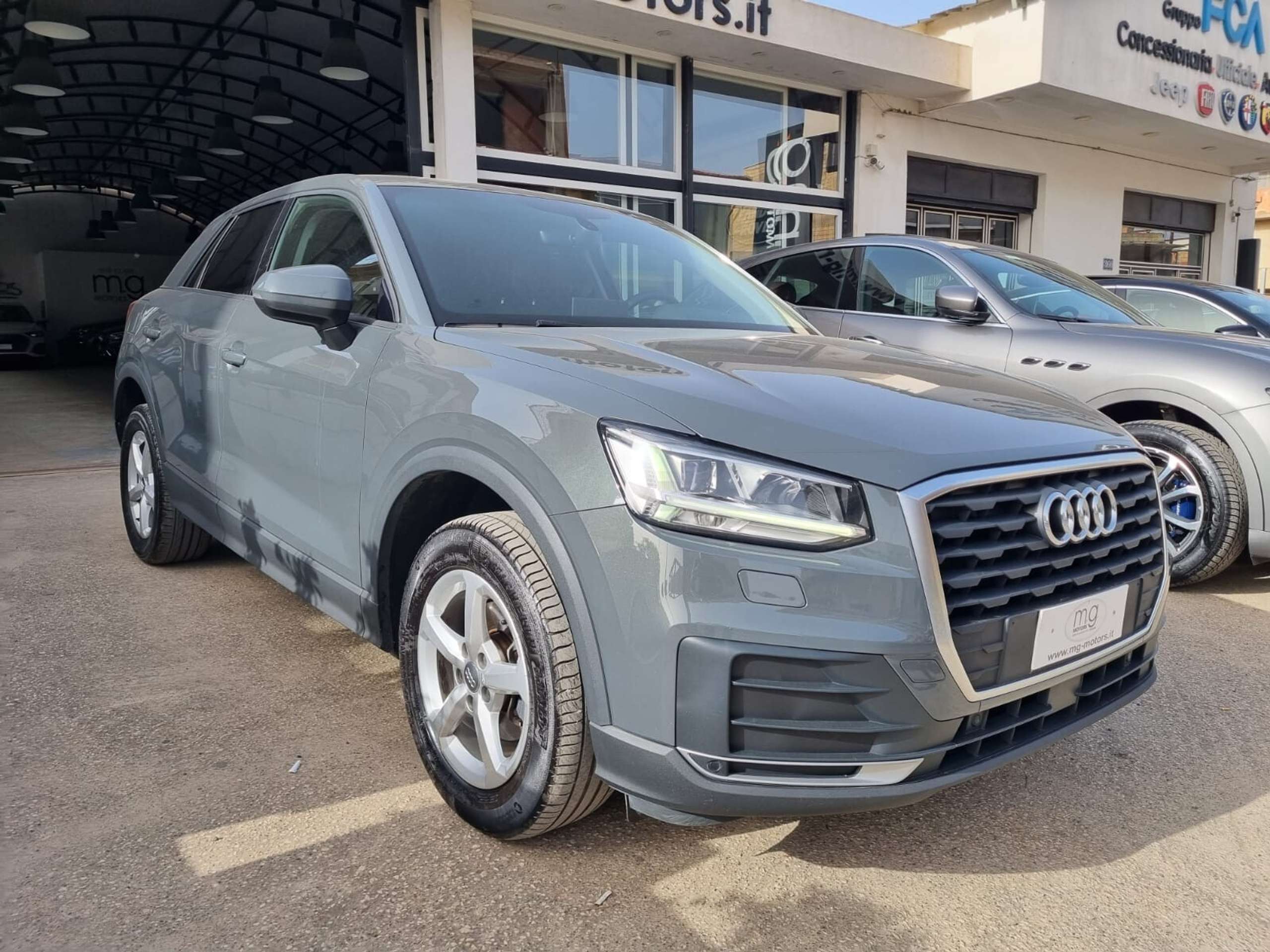 Audi - Q2