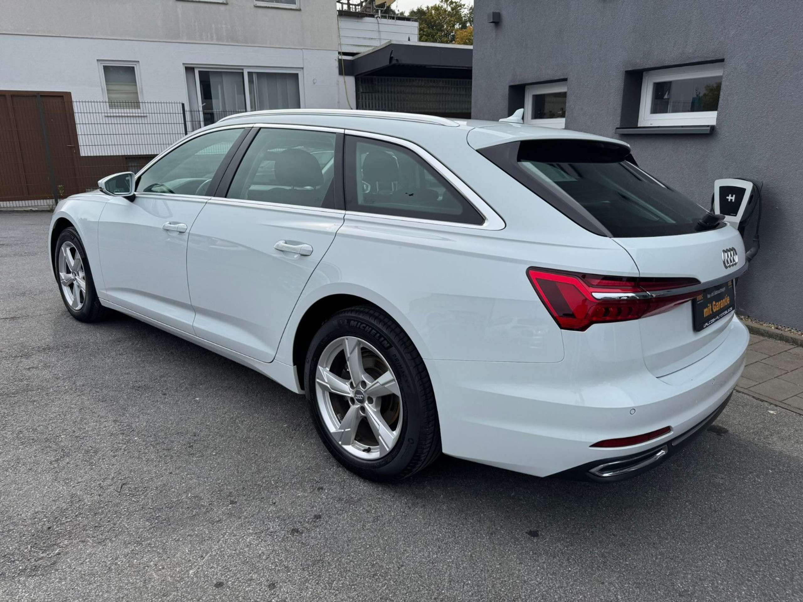 Audi - A6