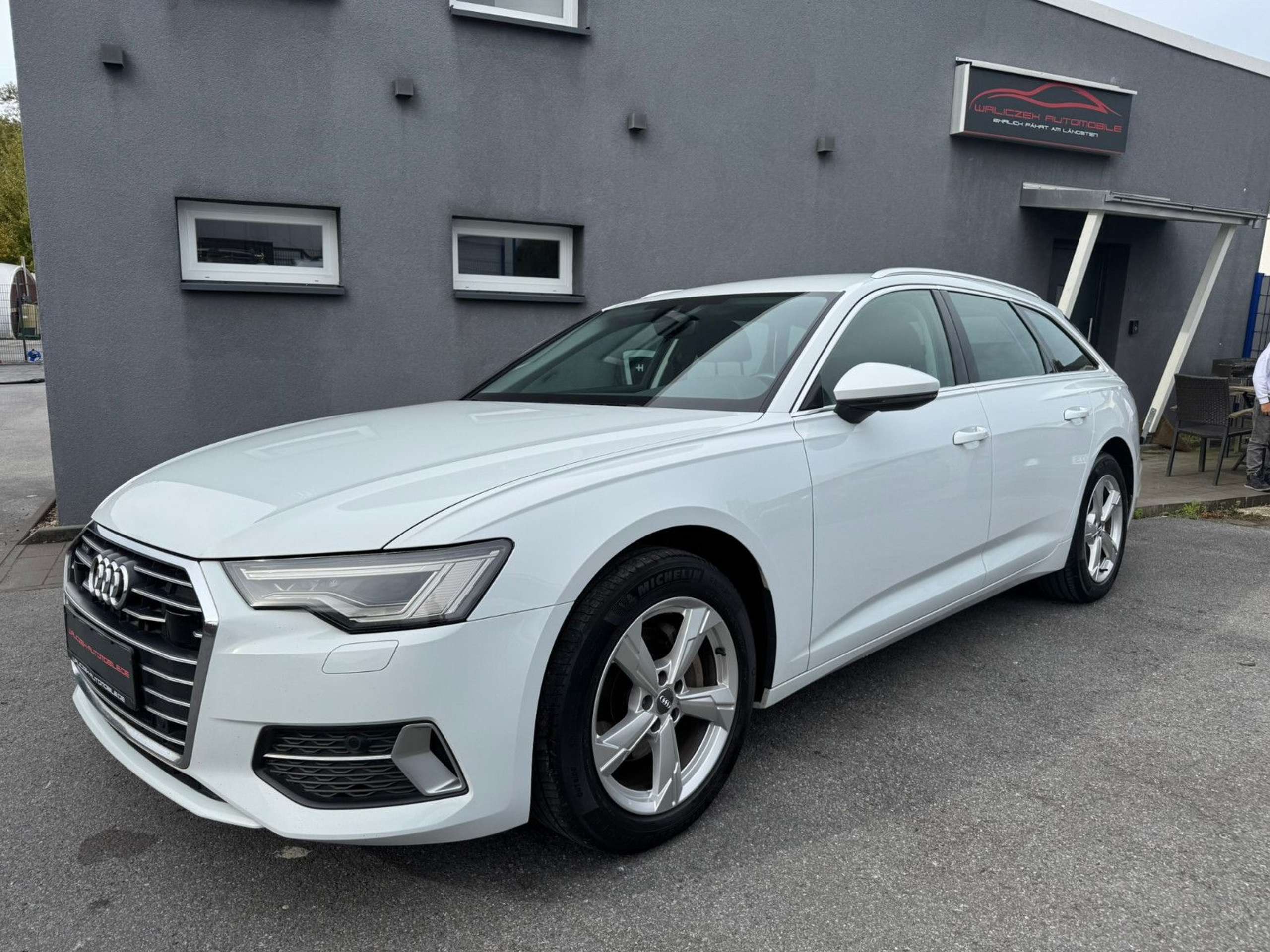 Audi - A6