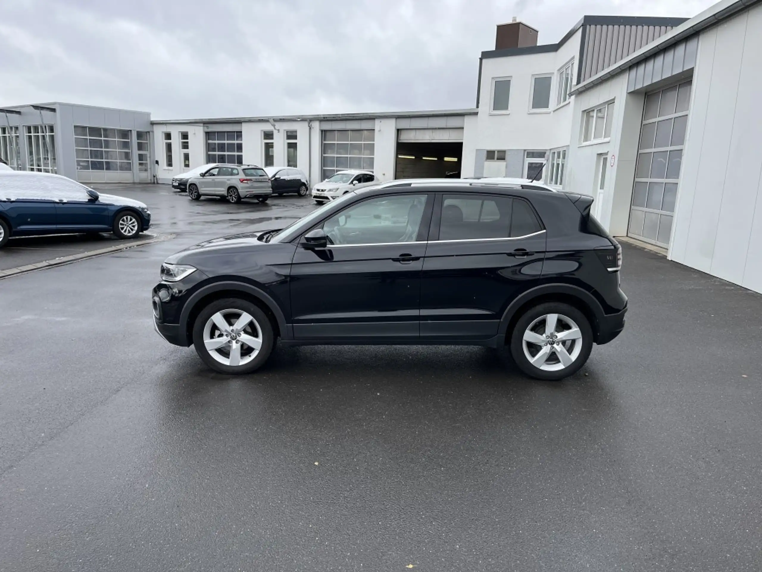 Volkswagen - T-Cross