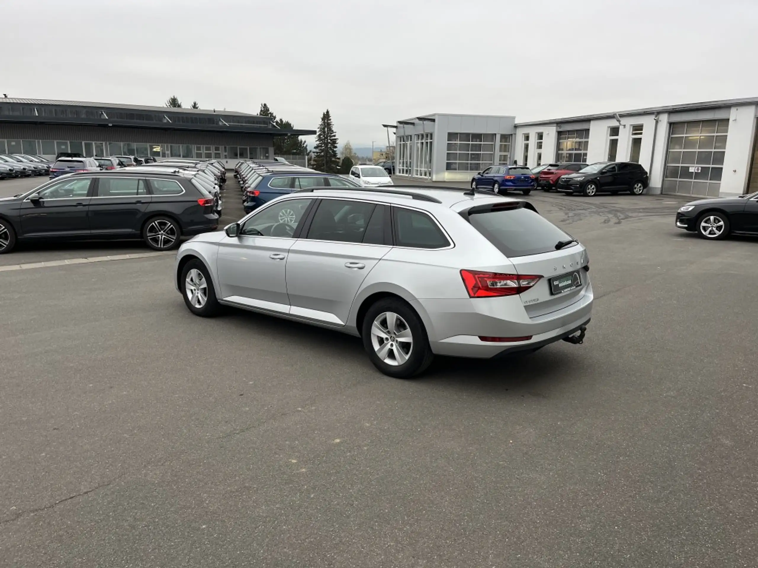 Skoda - Superb