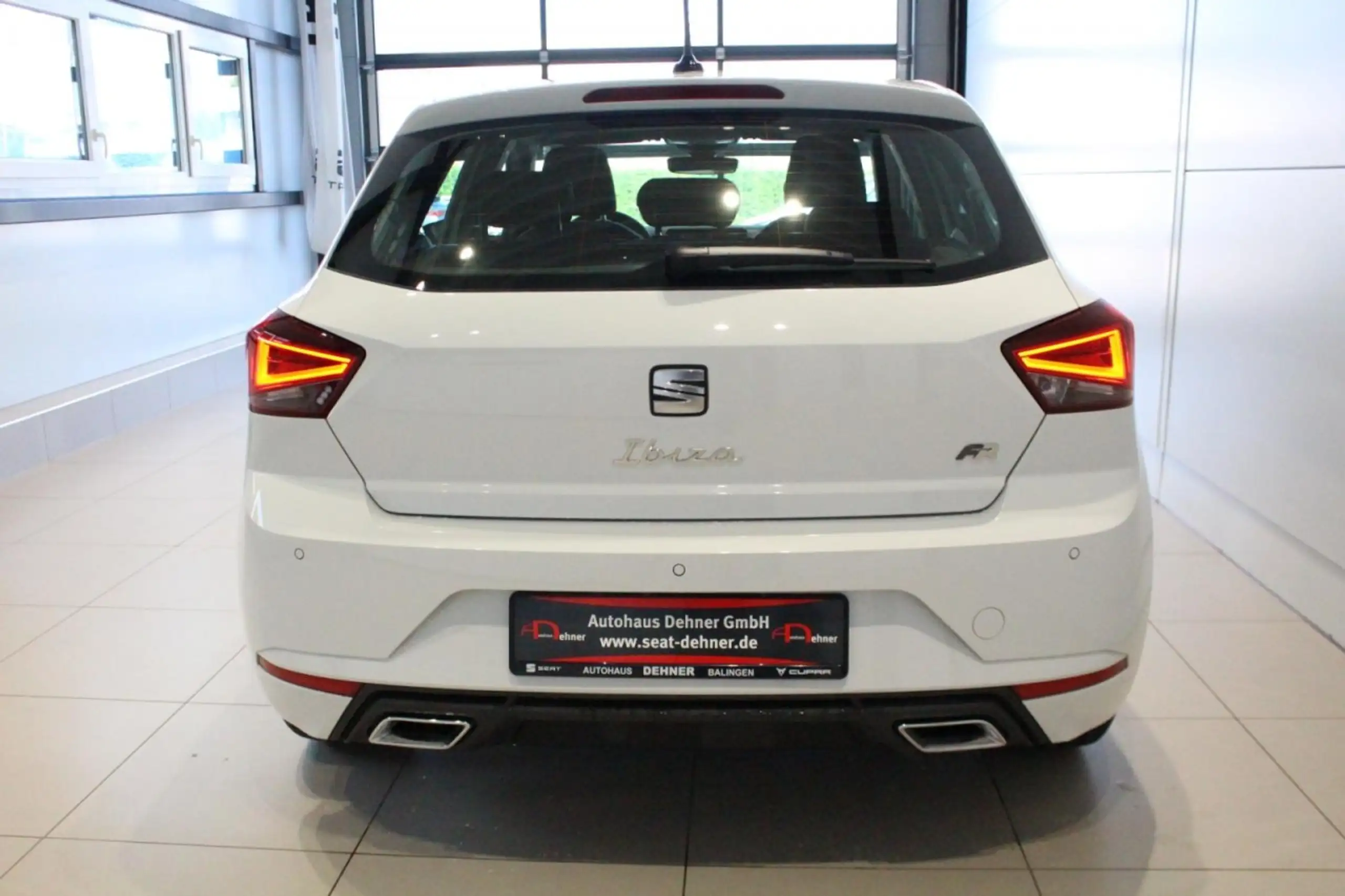 SEAT - Ibiza