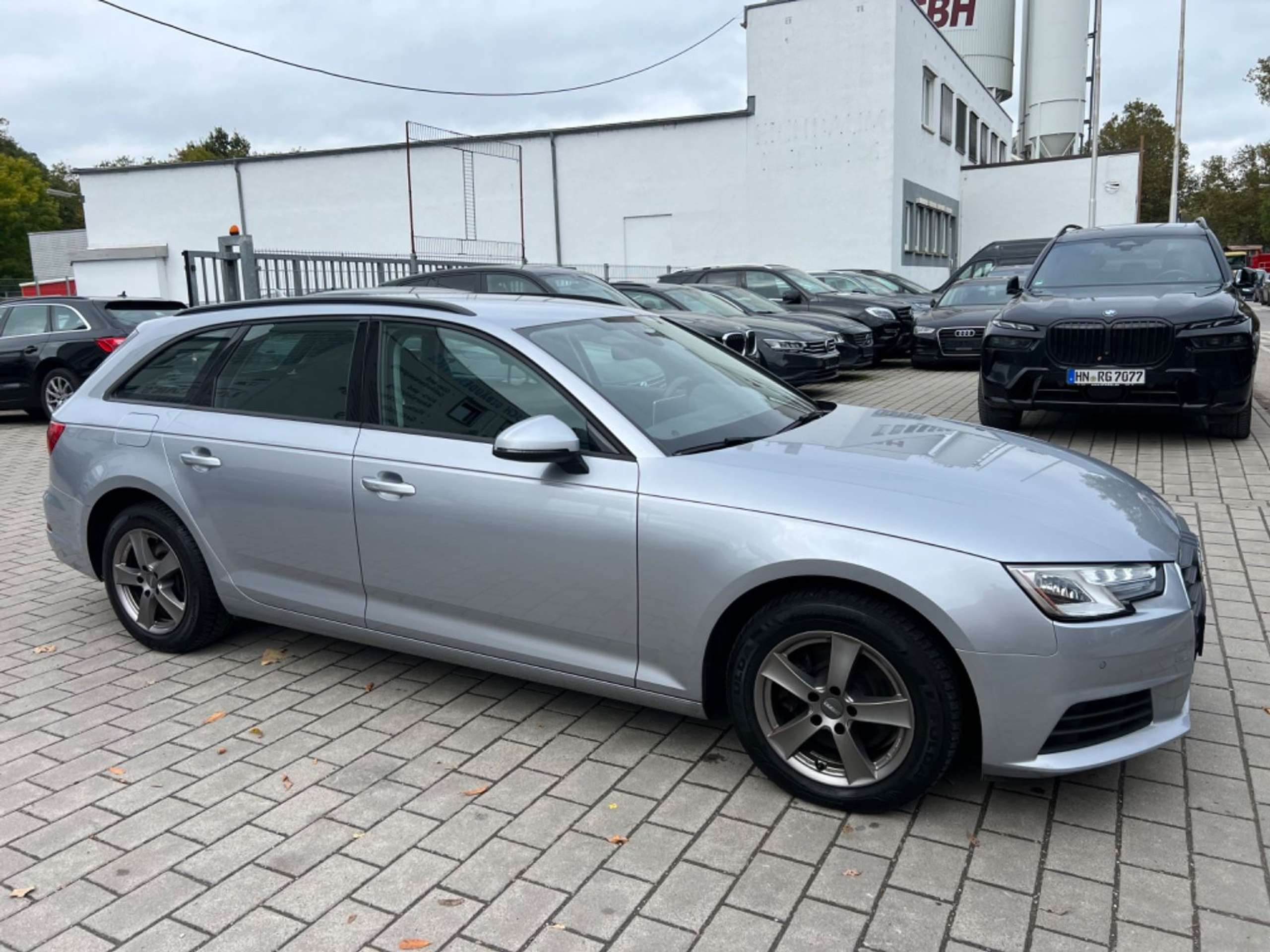 Audi - A4