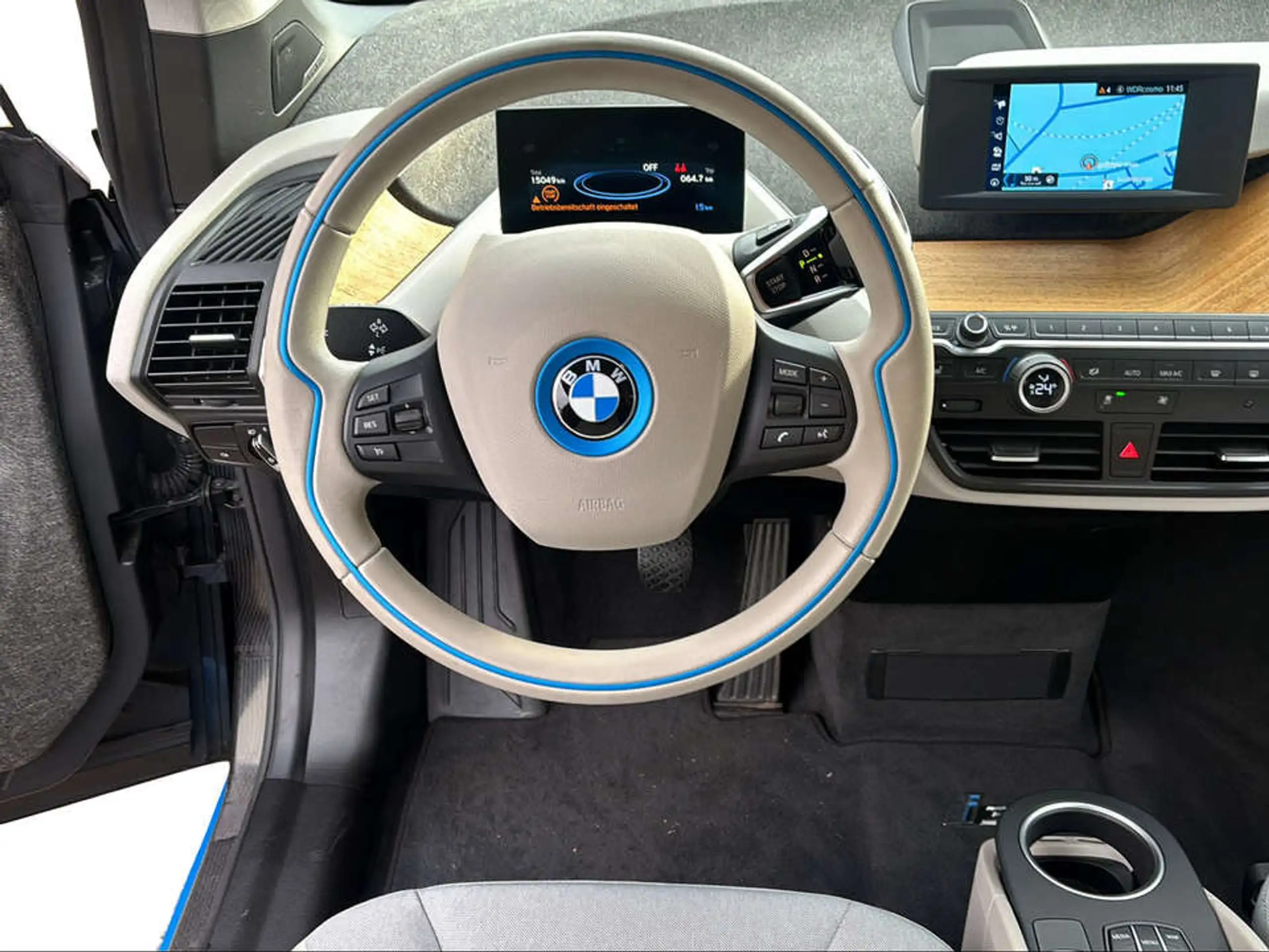 BMW - i3