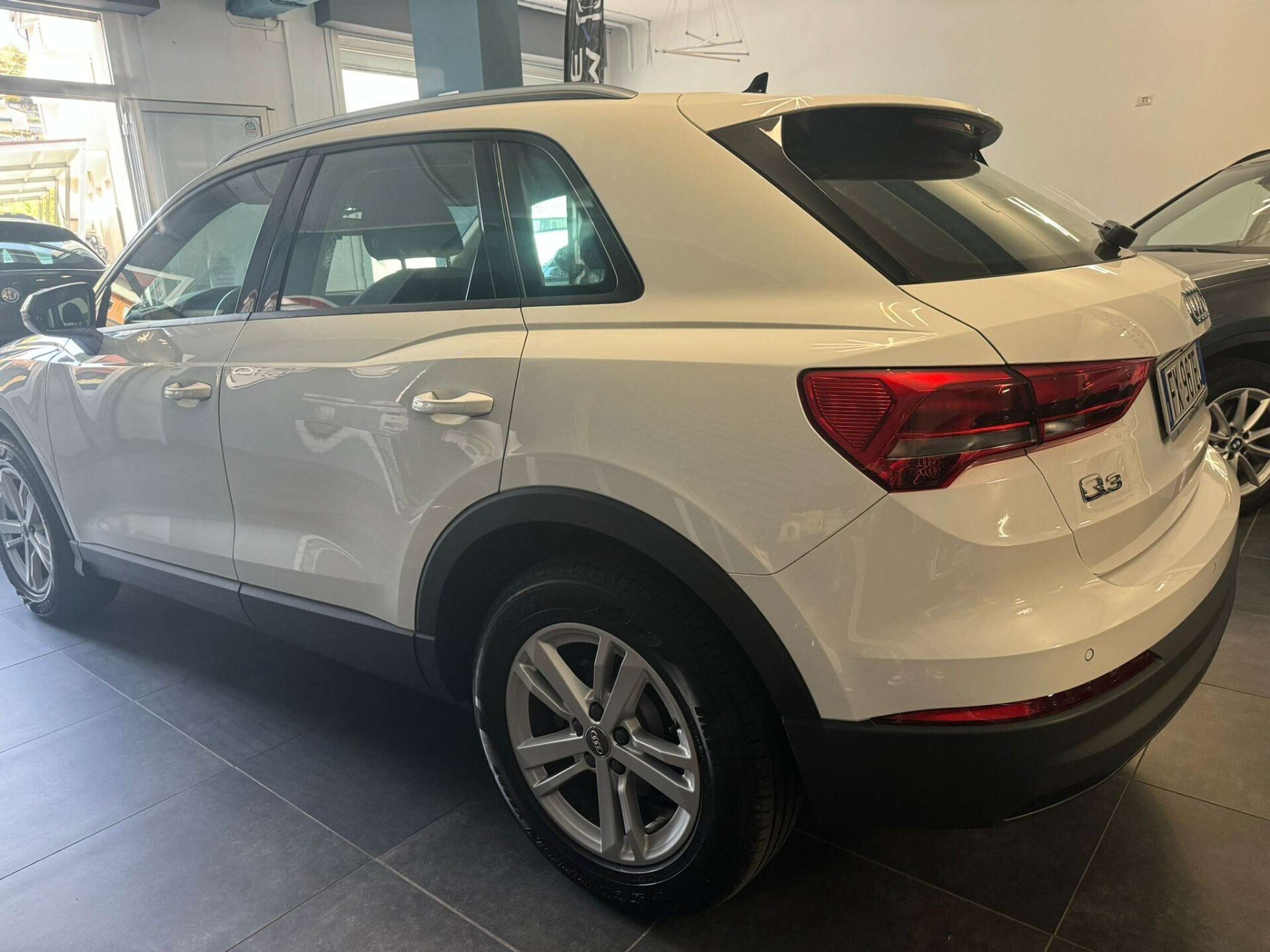 Audi - Q3