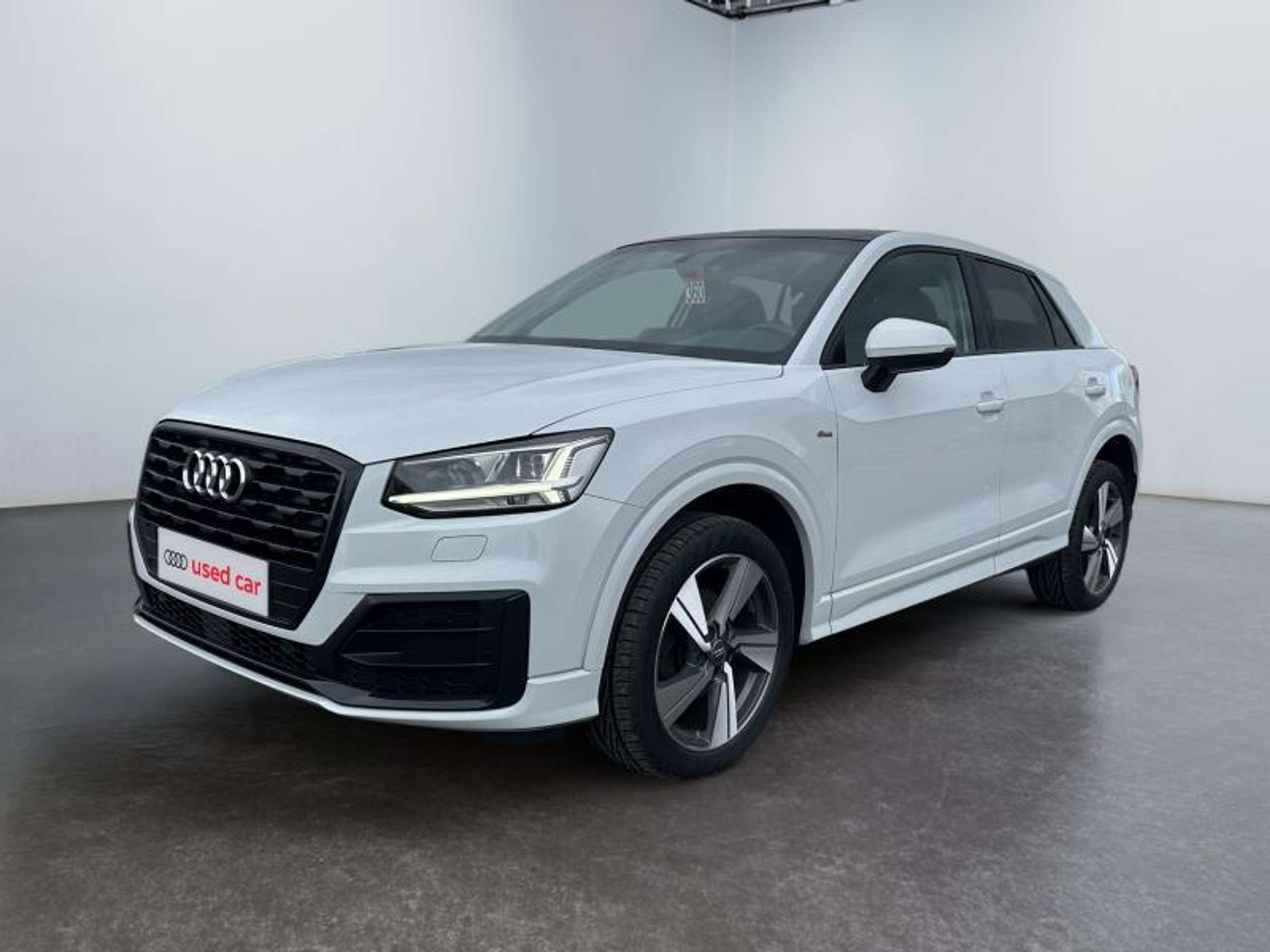 Audi - Q2