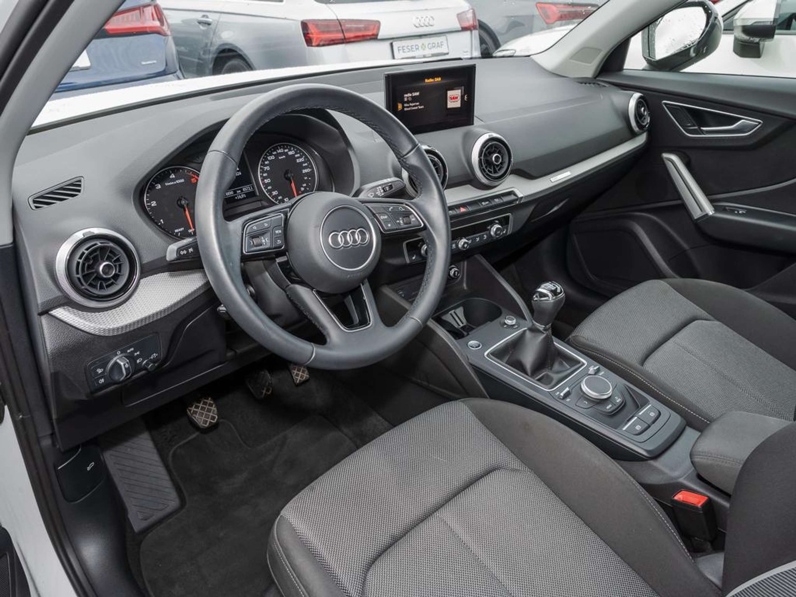 Audi - Q2