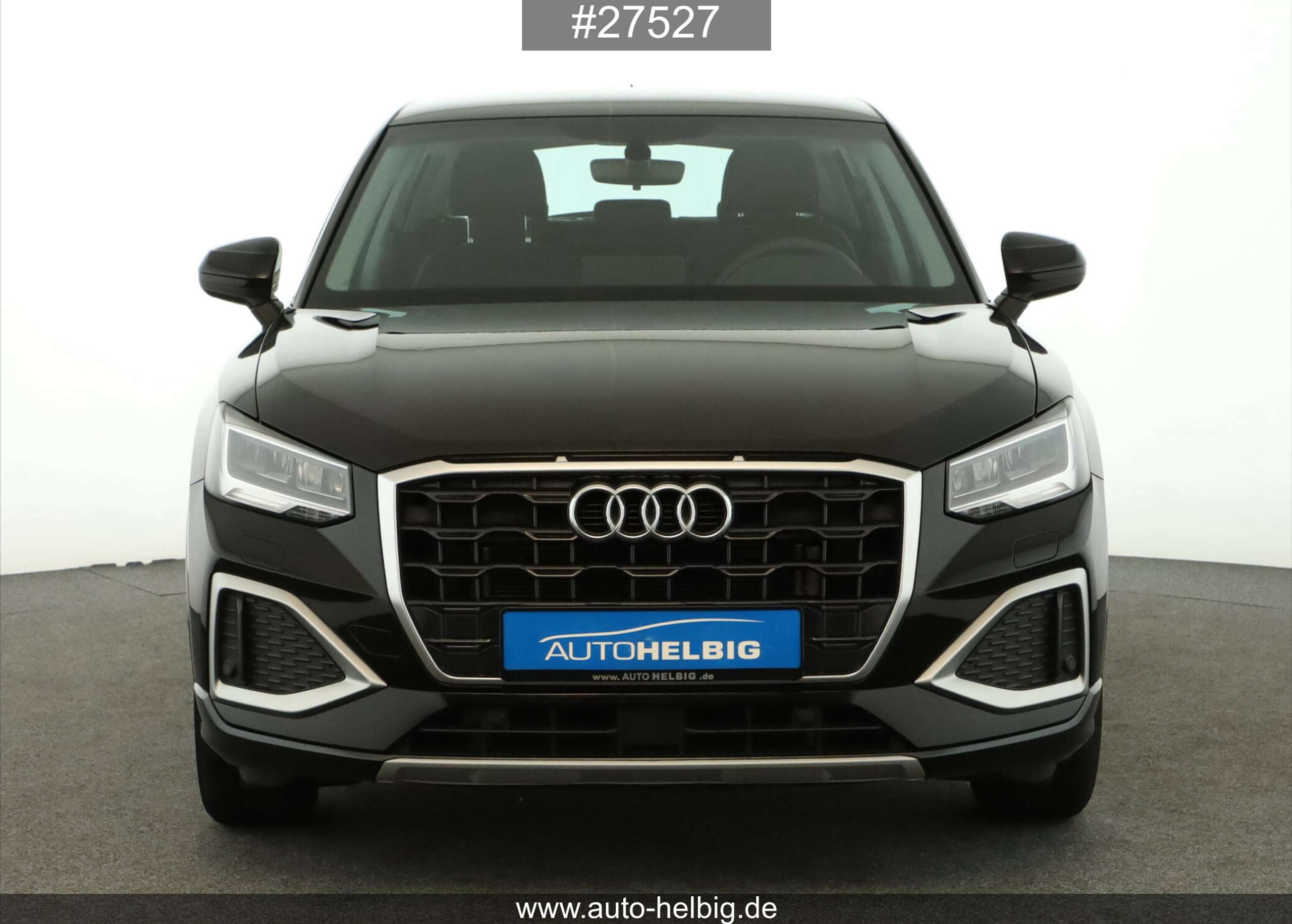 Audi - Q2