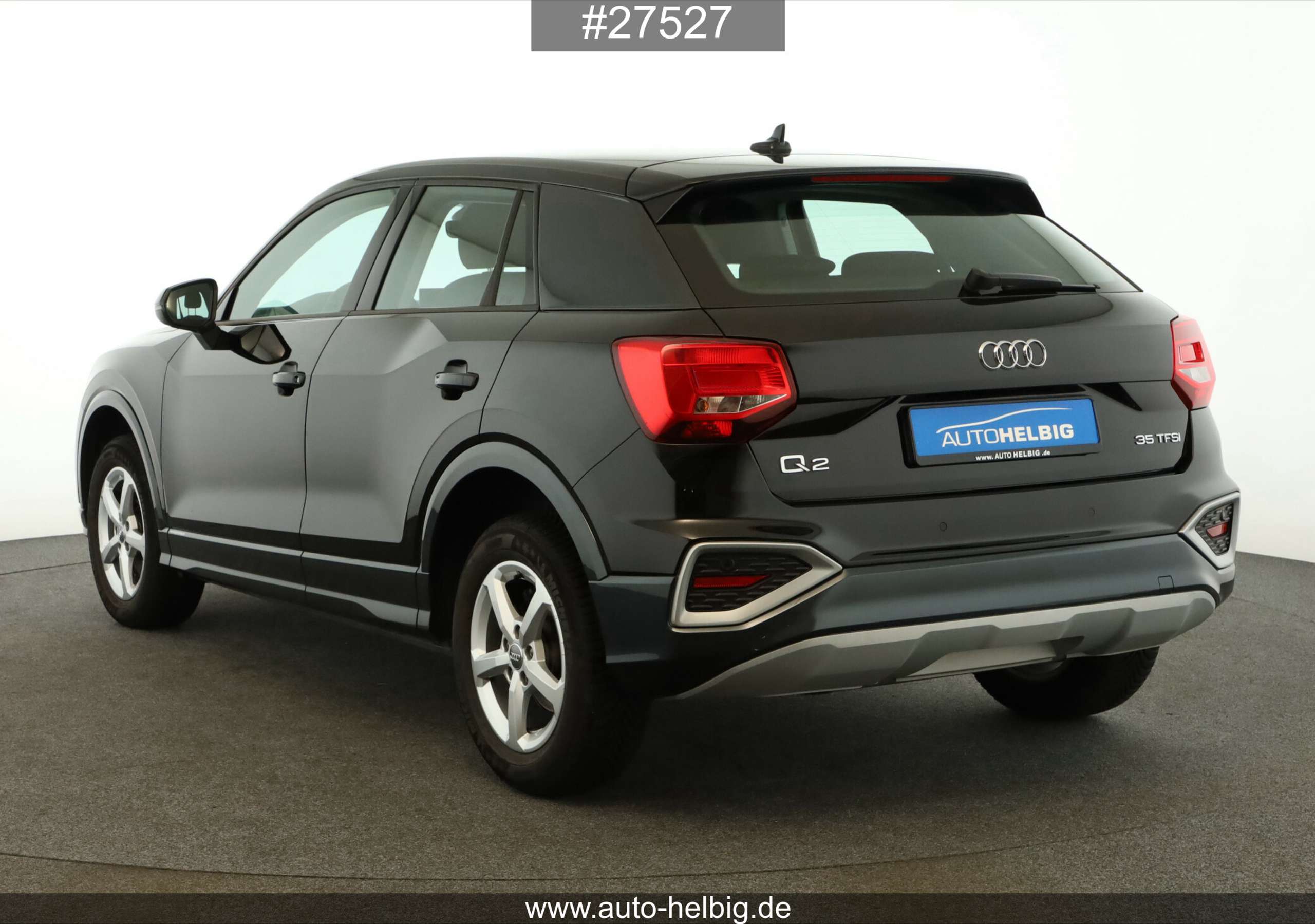 Audi - Q2