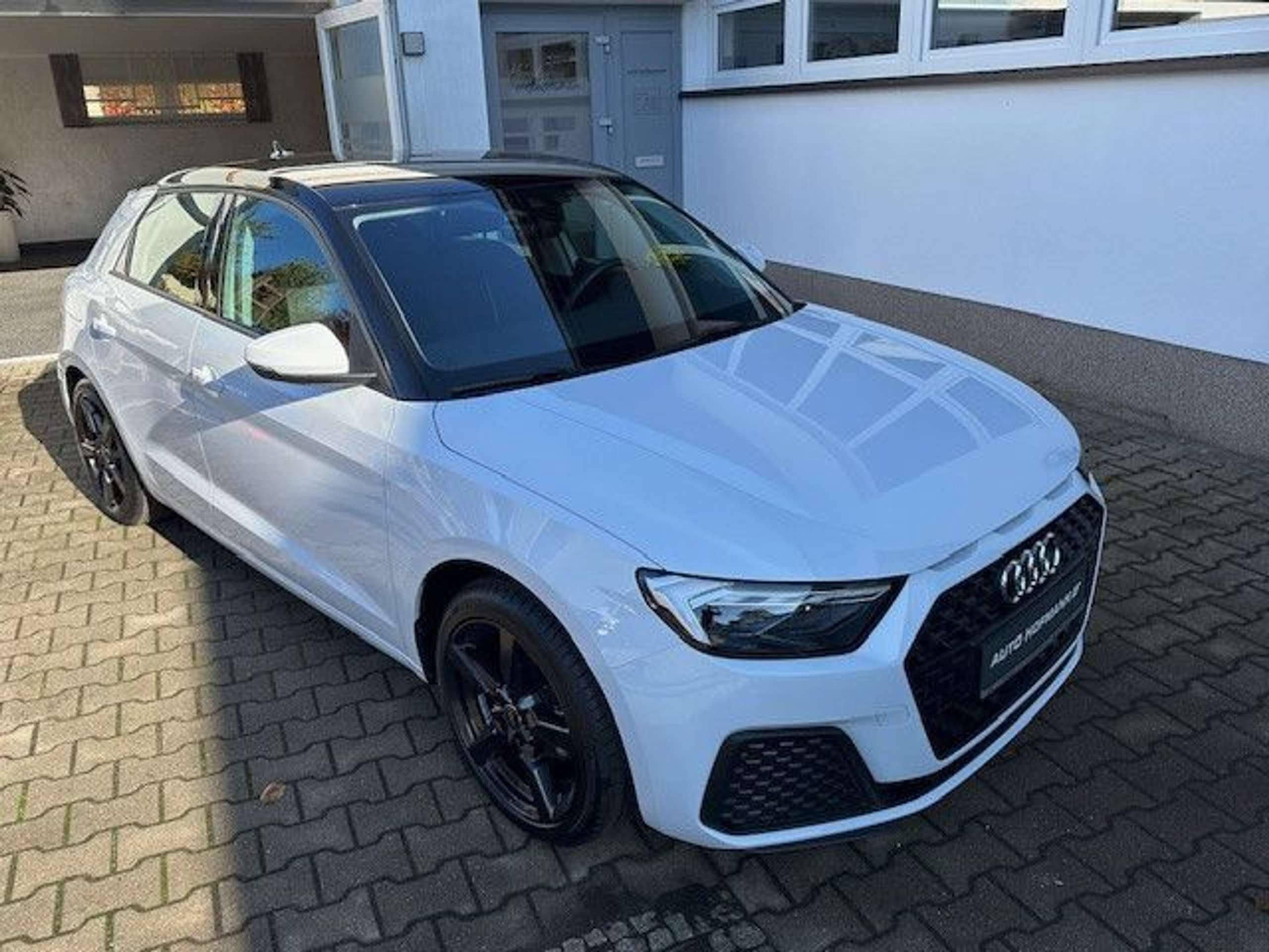 Audi - A1