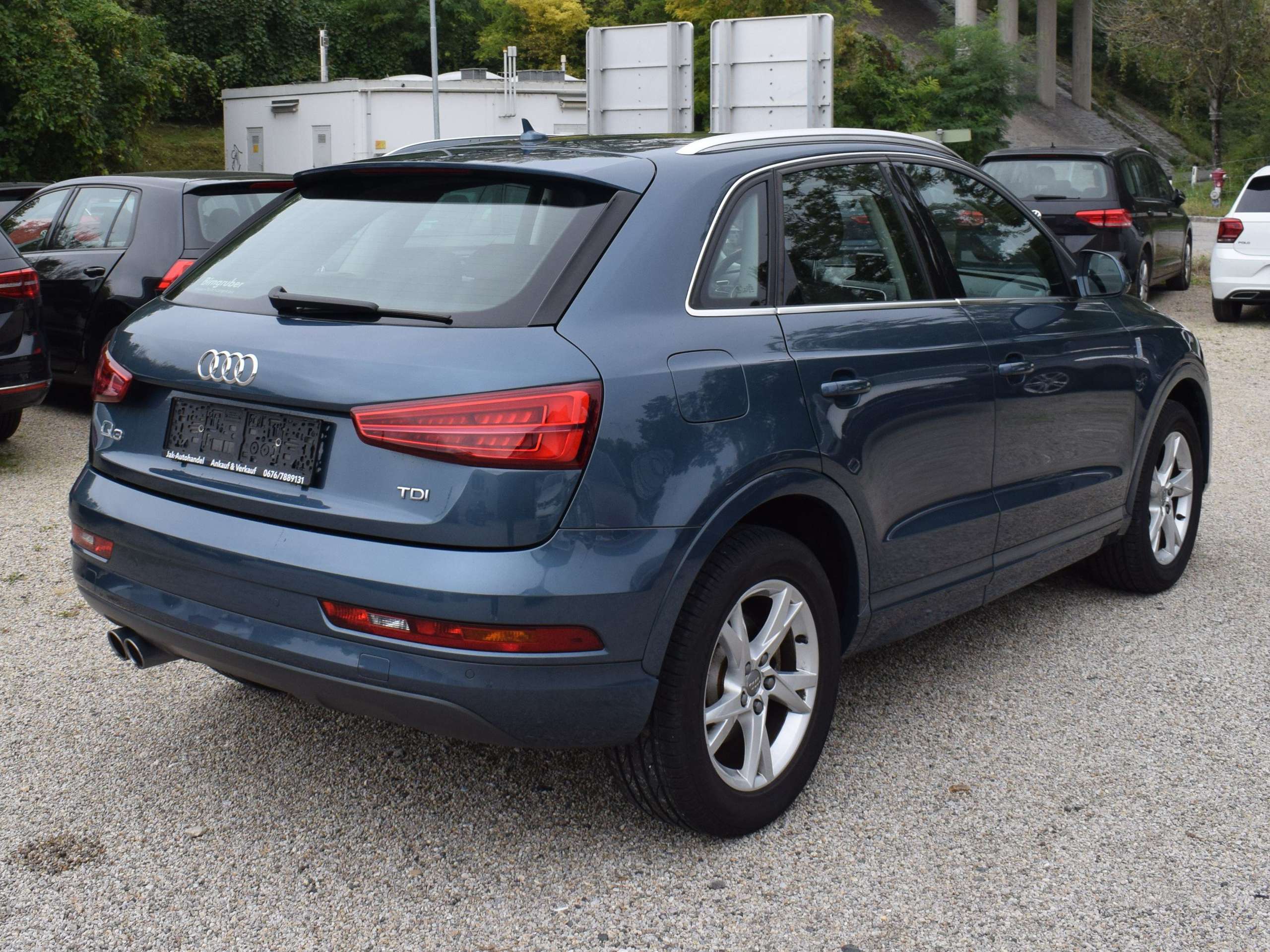 Audi - Q3