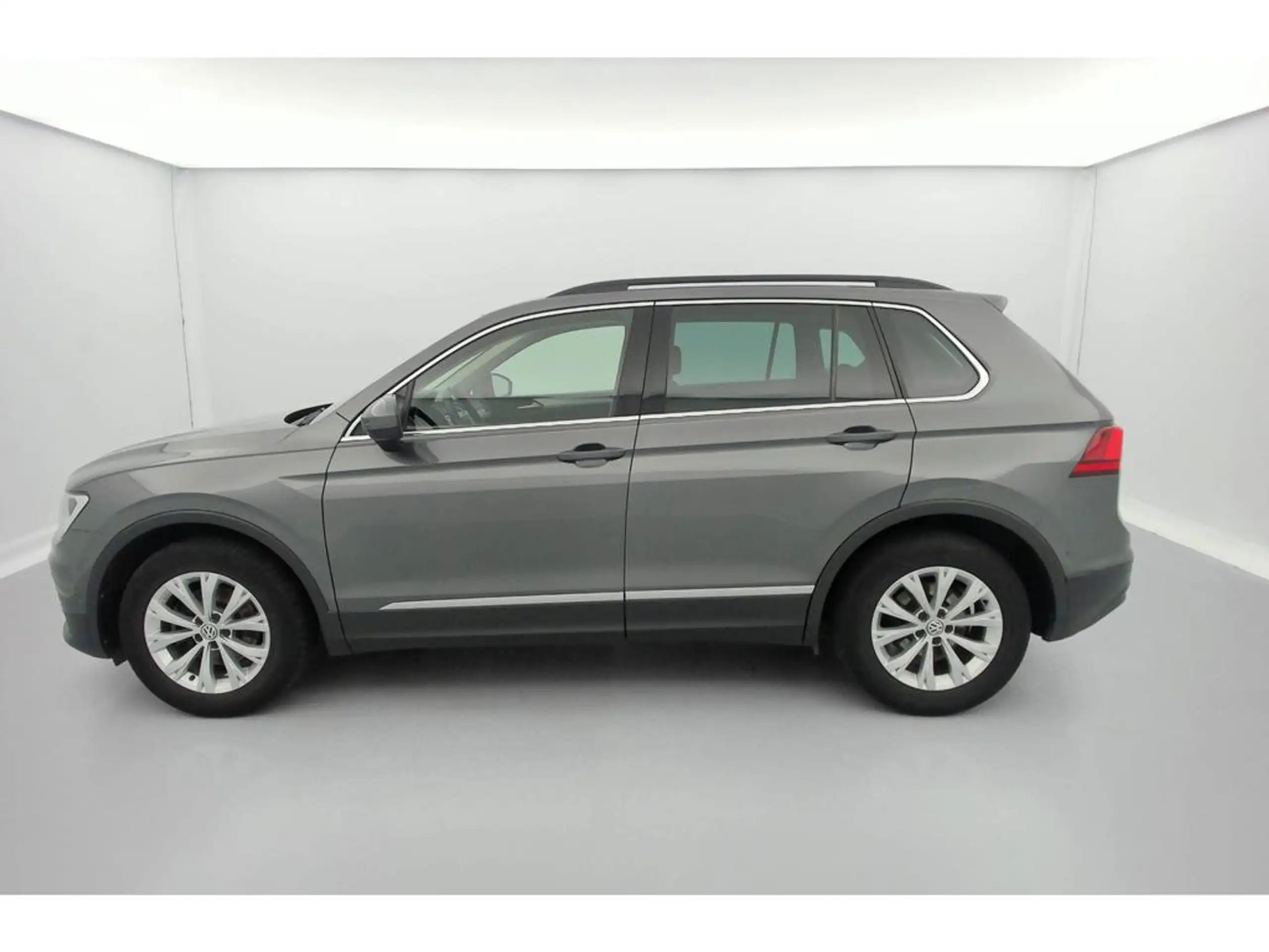 Volkswagen - Tiguan